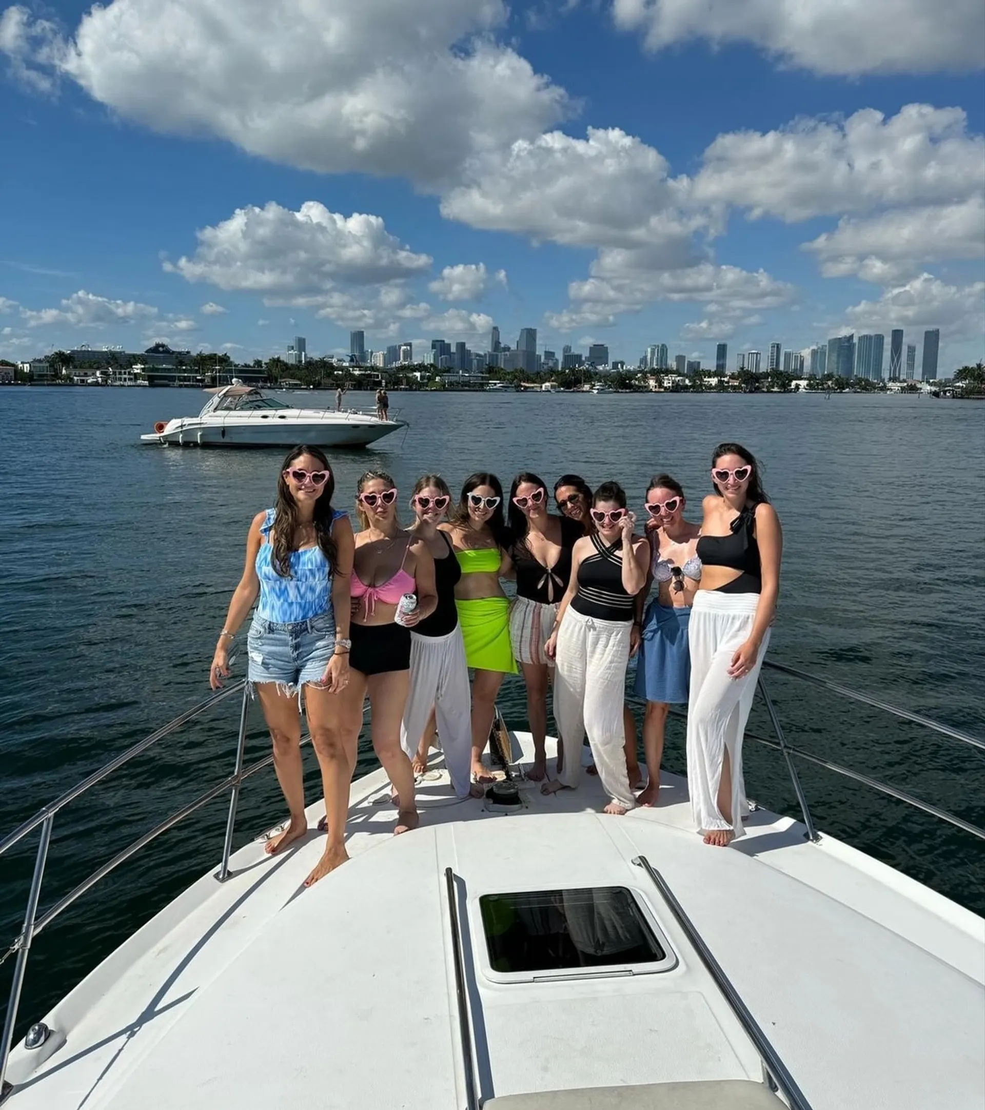 *1 FREE HOUR* DOWNTOWN MIAMI ALMOST 50' IN LENGTH