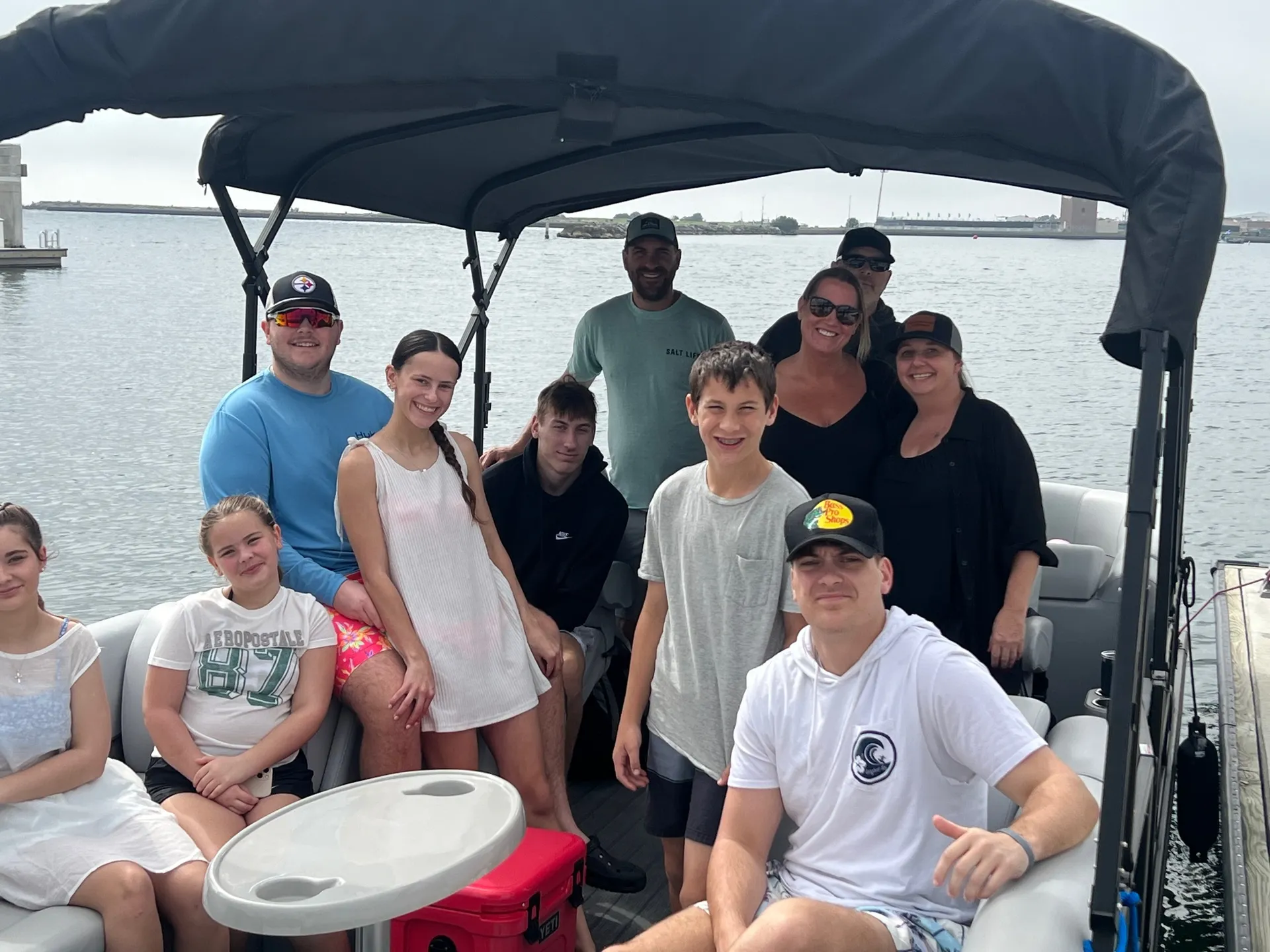 Bentley Legacy Navigator 24 Feet 250hp