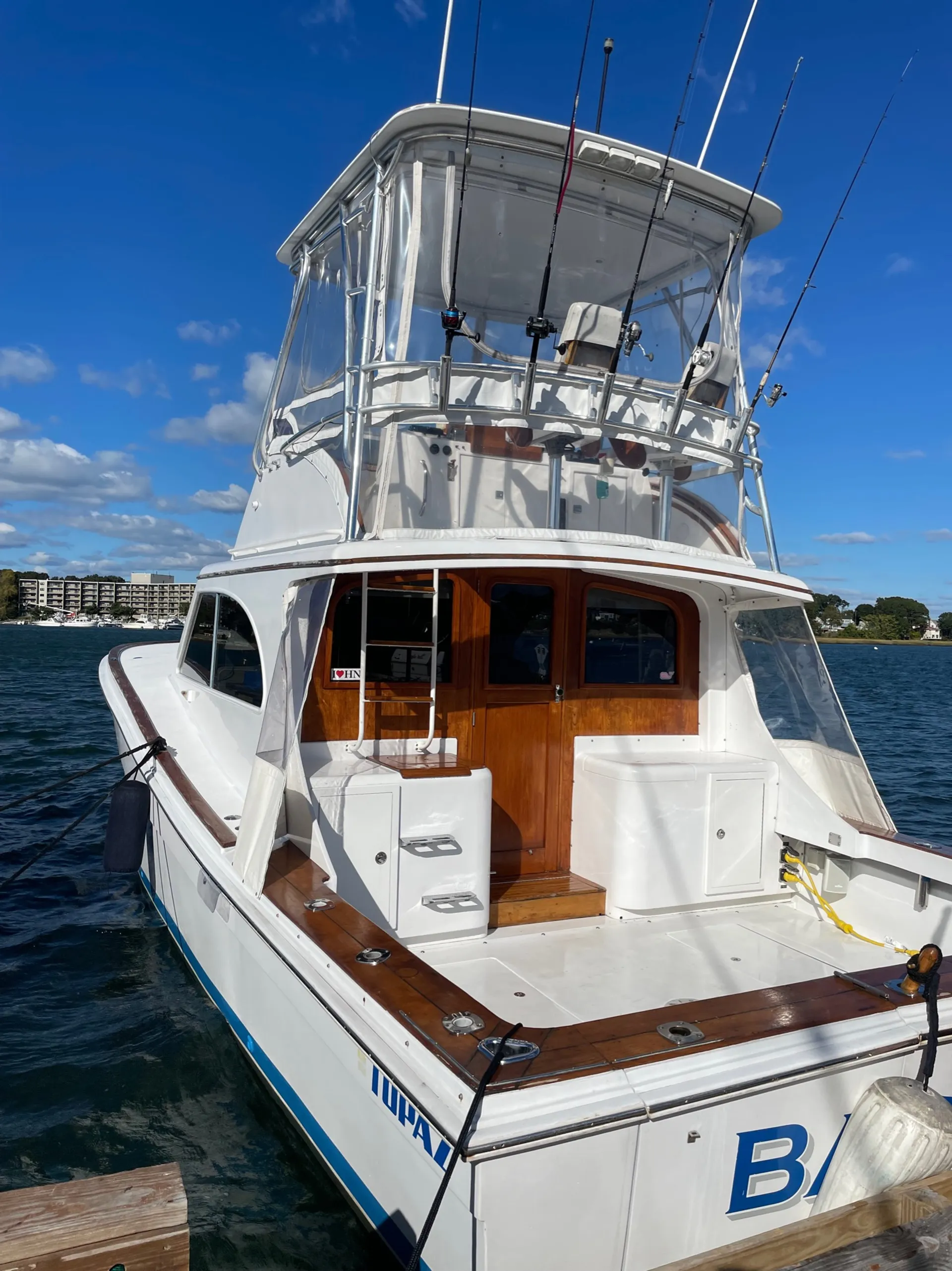 Topaz Boats 38 Flybridge in Quincy, MA — photo 6