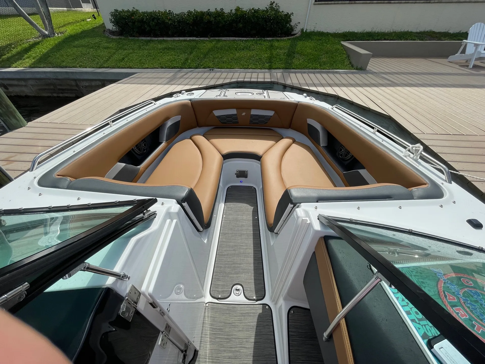 2021 FourWinns HD5 RS OB - 250 hp 3 days minimum