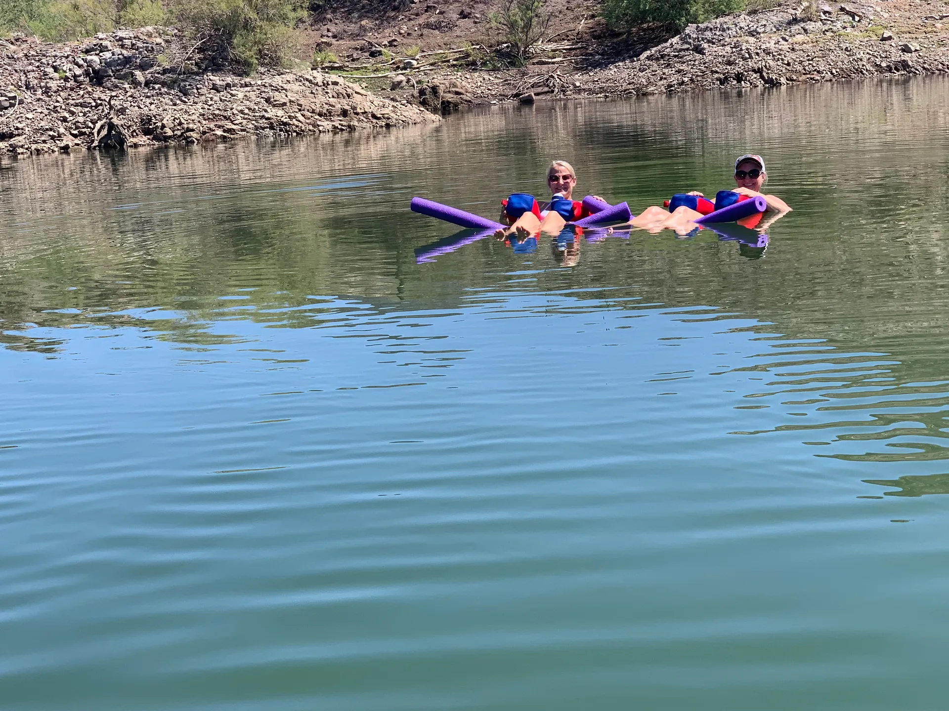 Float Like a VIP on our Bentley -Your Exclusive Lake Pleasant Retreat!