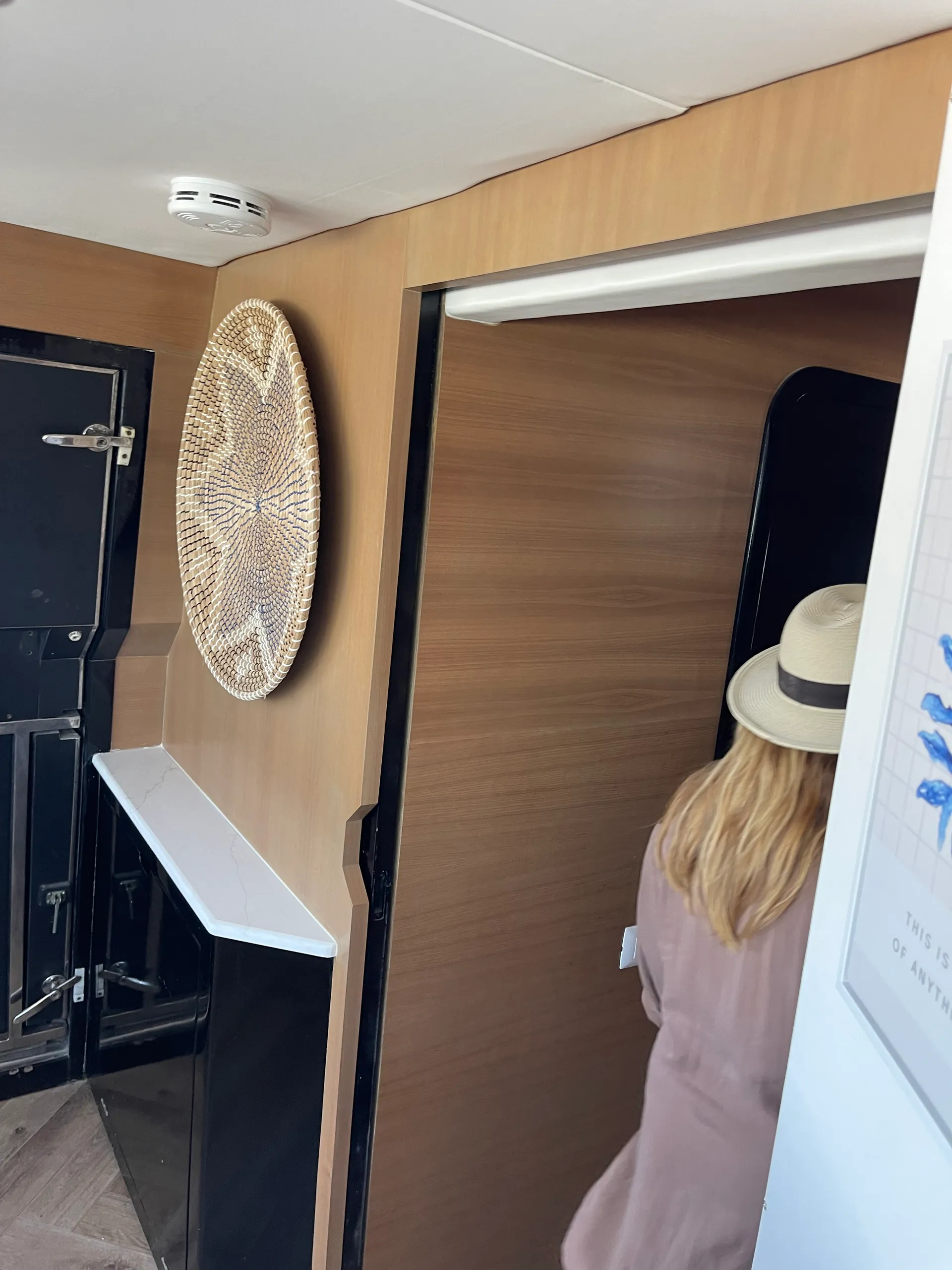 100 ft Moira beautiful cruiser yacht 