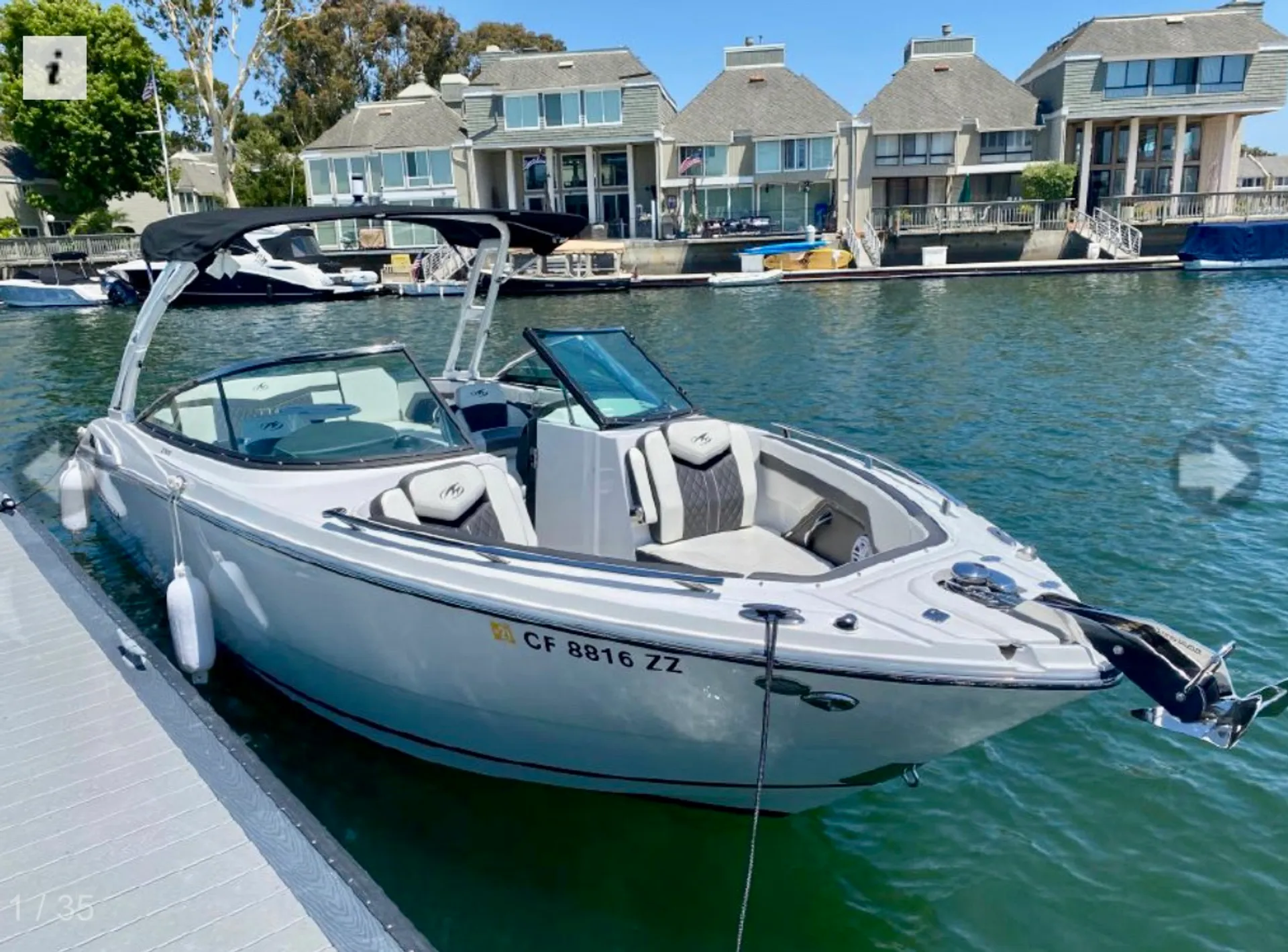 27' Luxurious Monterey 278 Super Sport - Bay and ocean fun! 12 People!