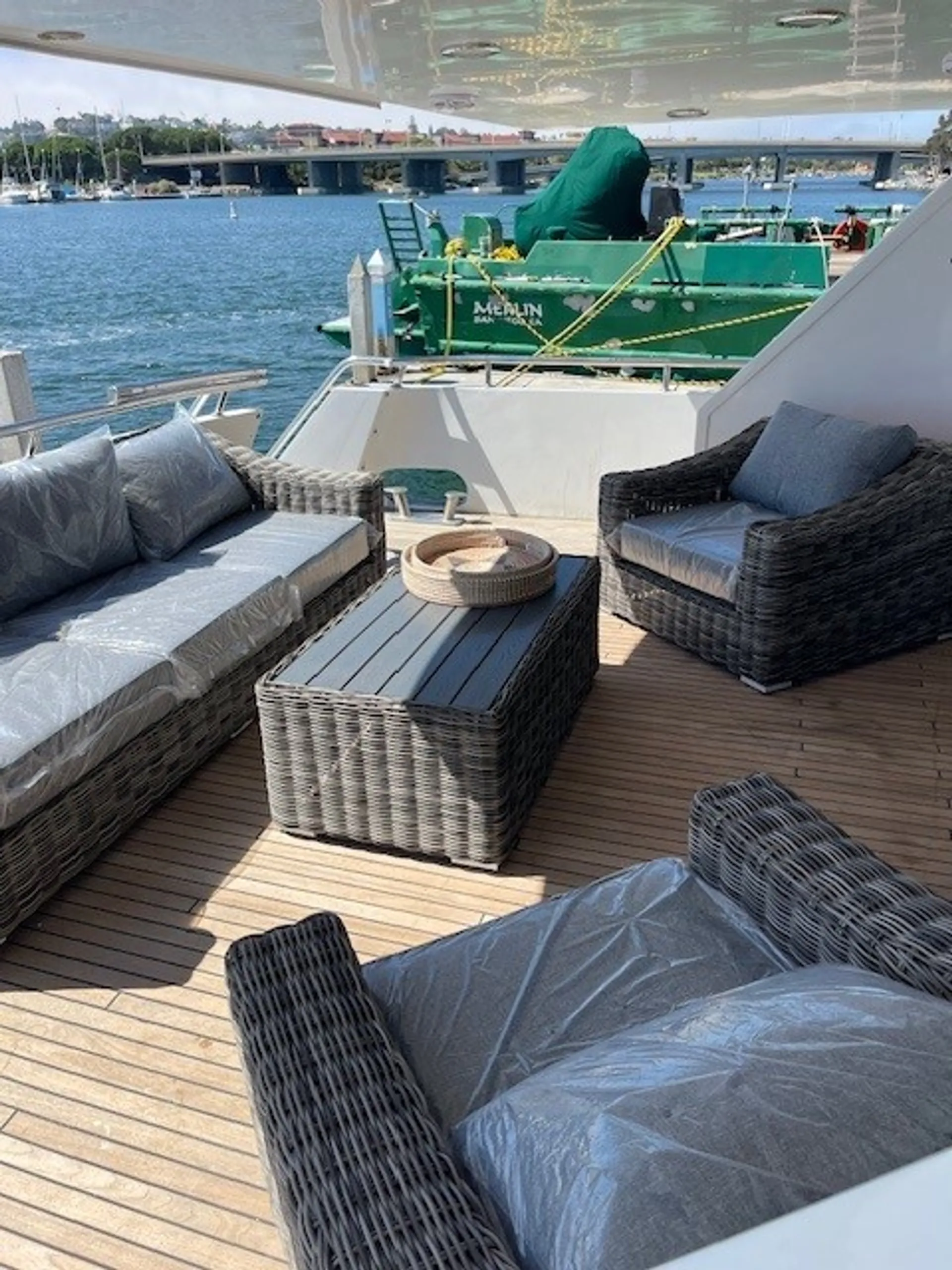 100 ft Moira beautiful cruiser yacht 