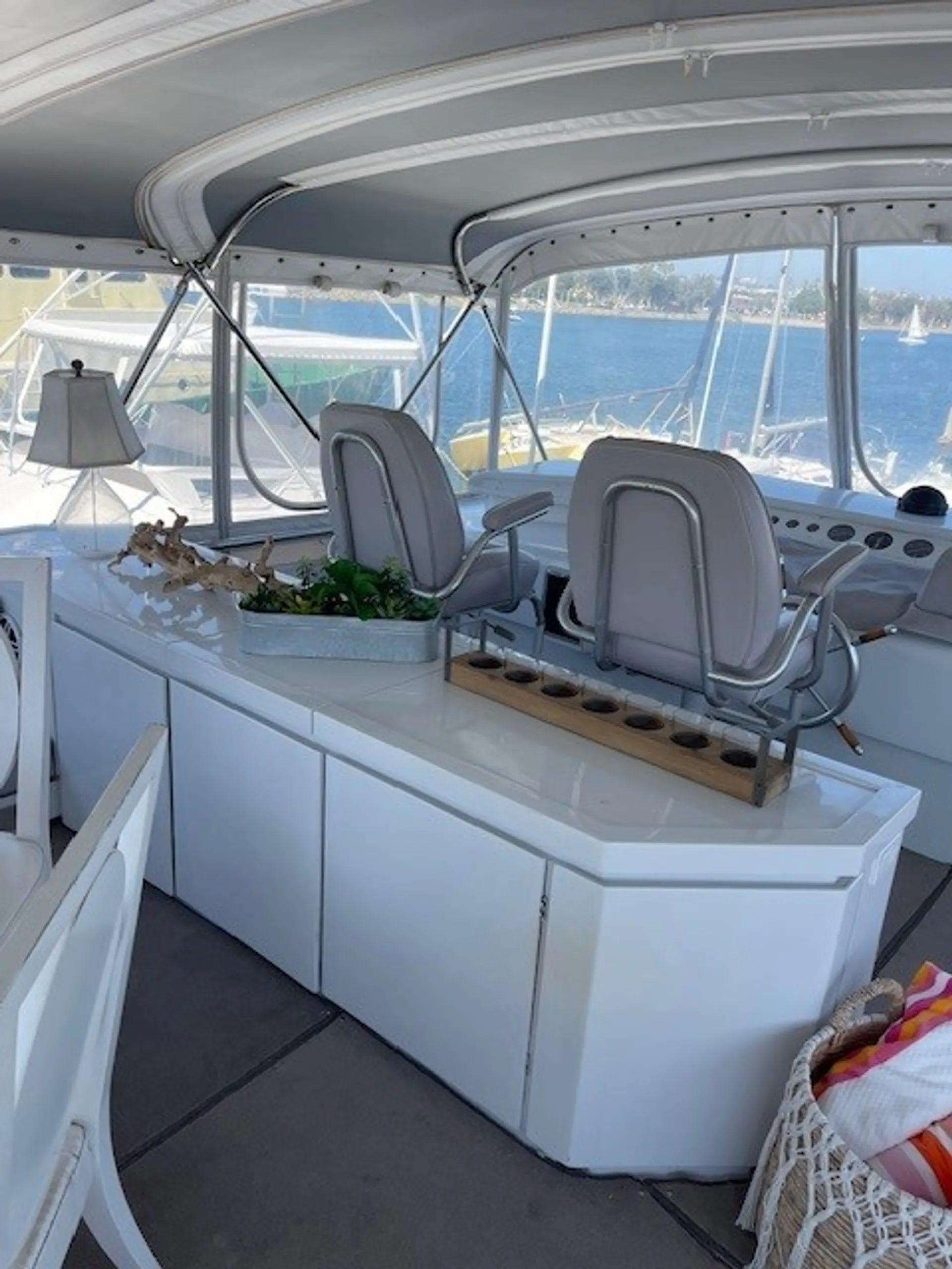 100 ft Moira beautiful cruiser yacht 