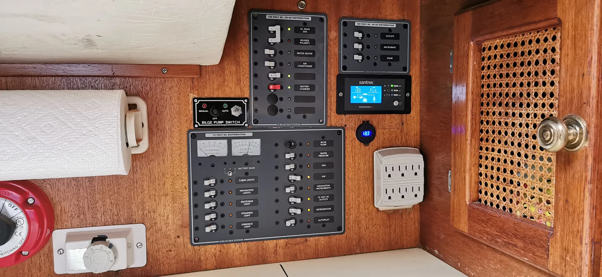 "Equinox" - Center of the Sun - Lippincott 30'