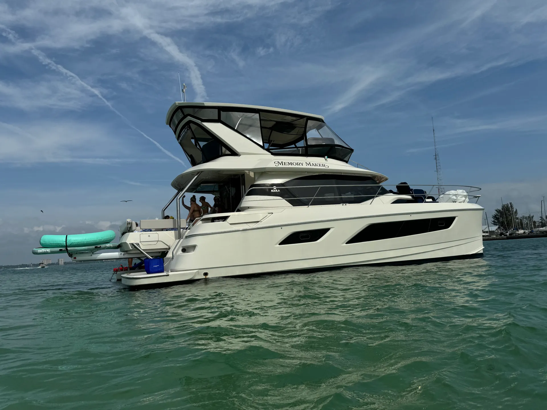 Memory Maker – Three-Level 50’ Yacht for Unforgettable Coastal Escapes