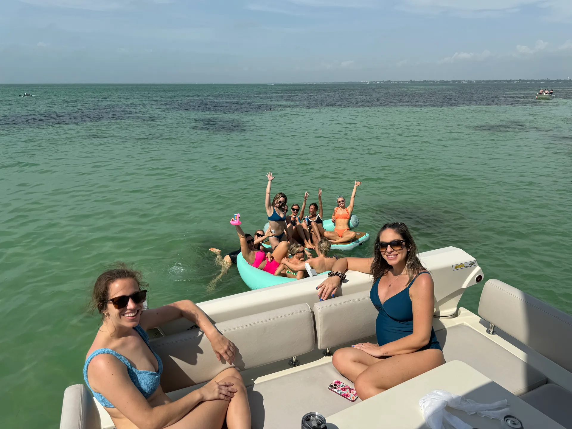 Memory Maker – Three-Level 50’ Yacht for Unforgettable Coastal Escapes