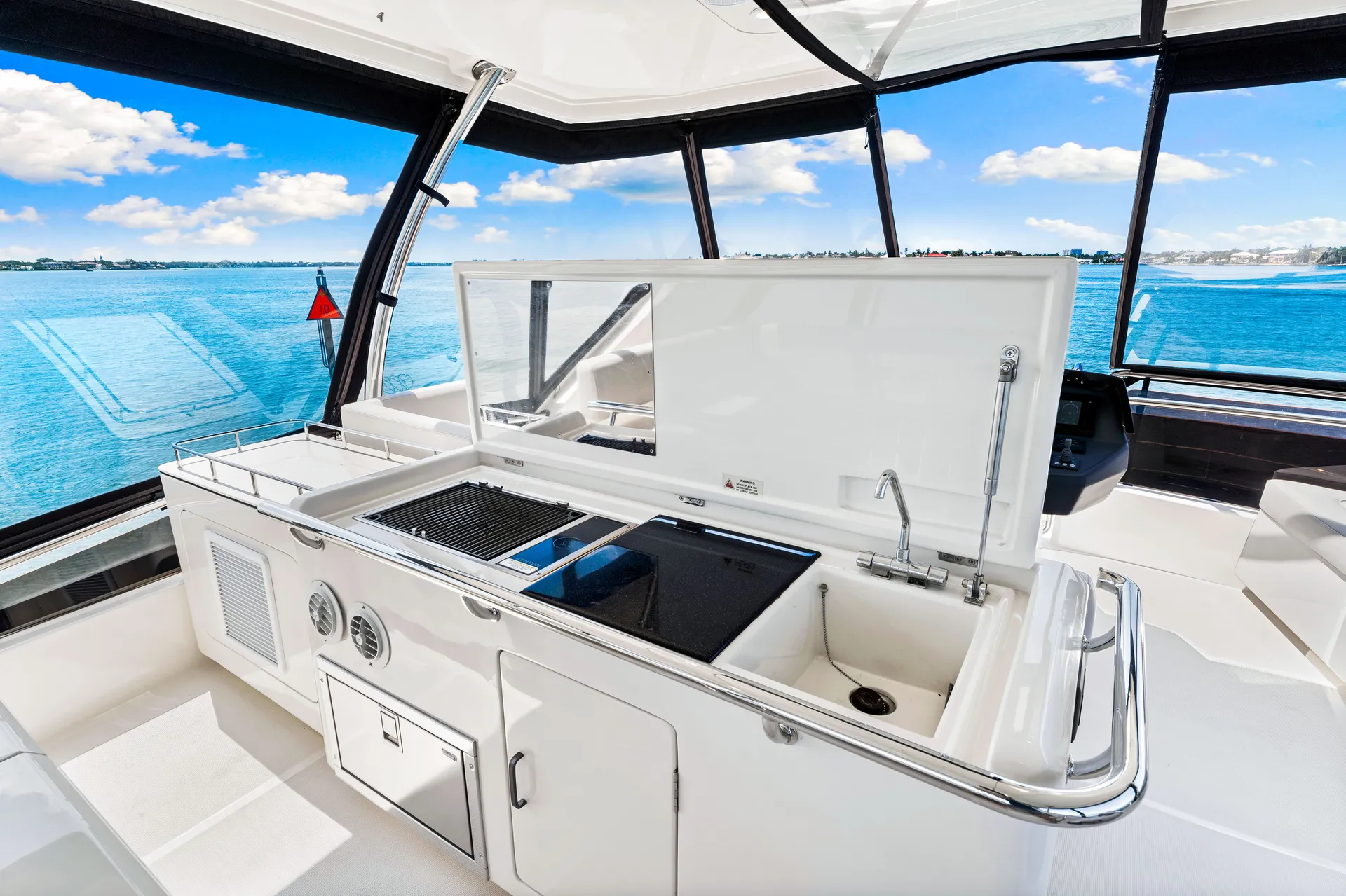 Memory Maker – Three-Level 50’ Yacht for Unforgettable Coastal Escapes