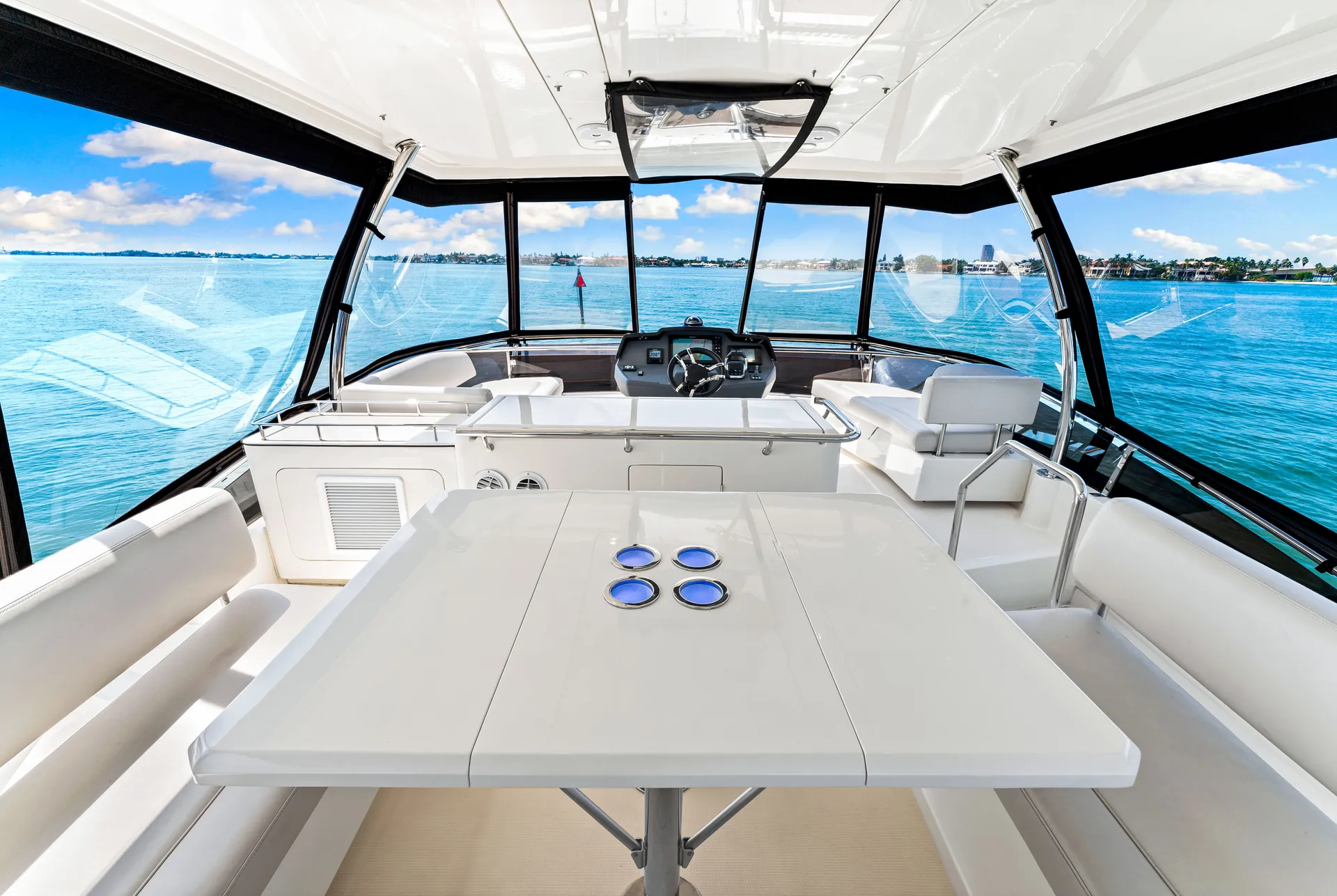 Memory Maker – Three-Level 50’ Yacht for Unforgettable Coastal Escapes