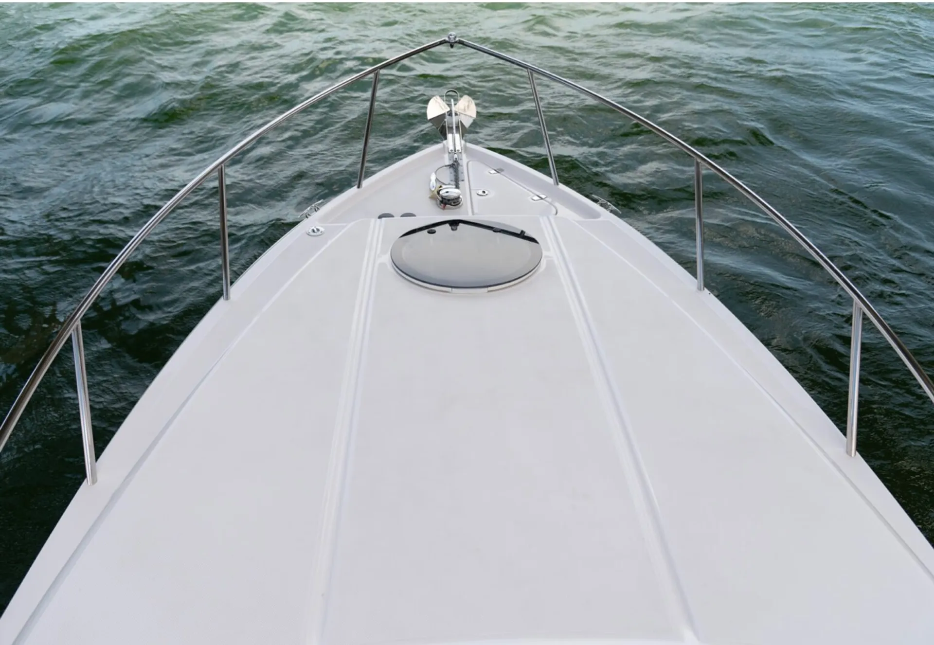 Brand new! Fully loaded-Awesome captain!