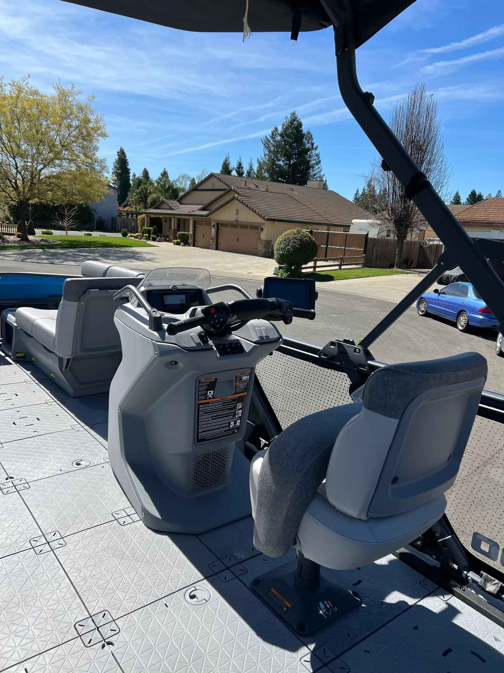 Sea Doo Switch Cruse 21/230 pontoon   Folsom only for now 