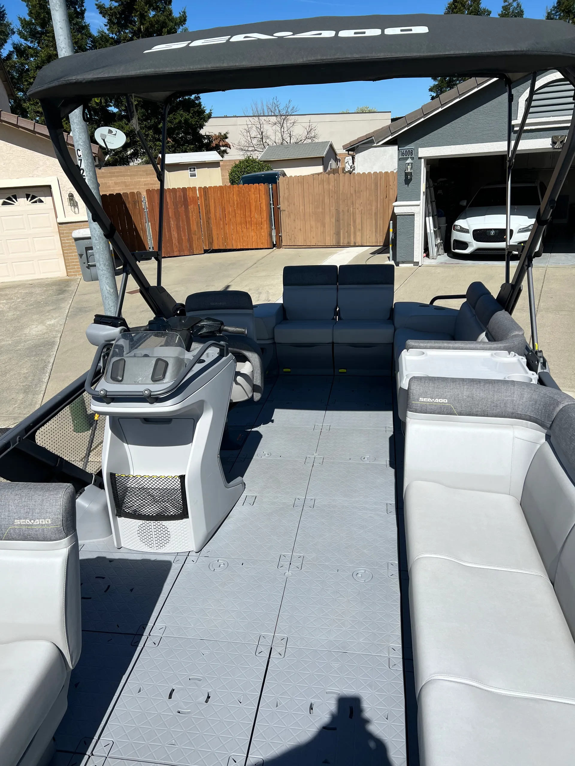 Sea Doo Switch Cruse 21/230 pontoon   Folsom only for now 