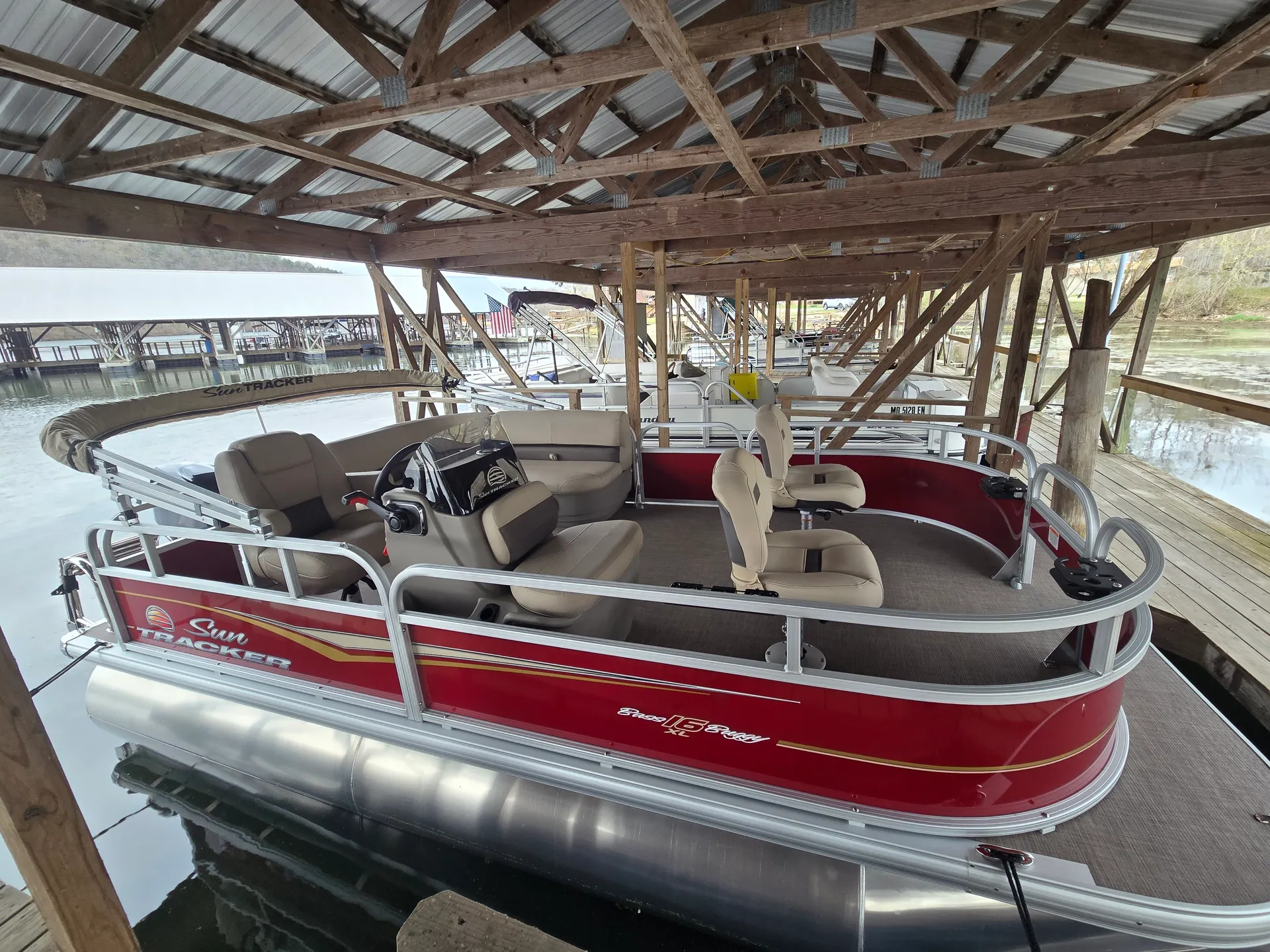 2024 SunTracker Bass Buggy XL #3- Lake Taneycomo - Powersite Dam