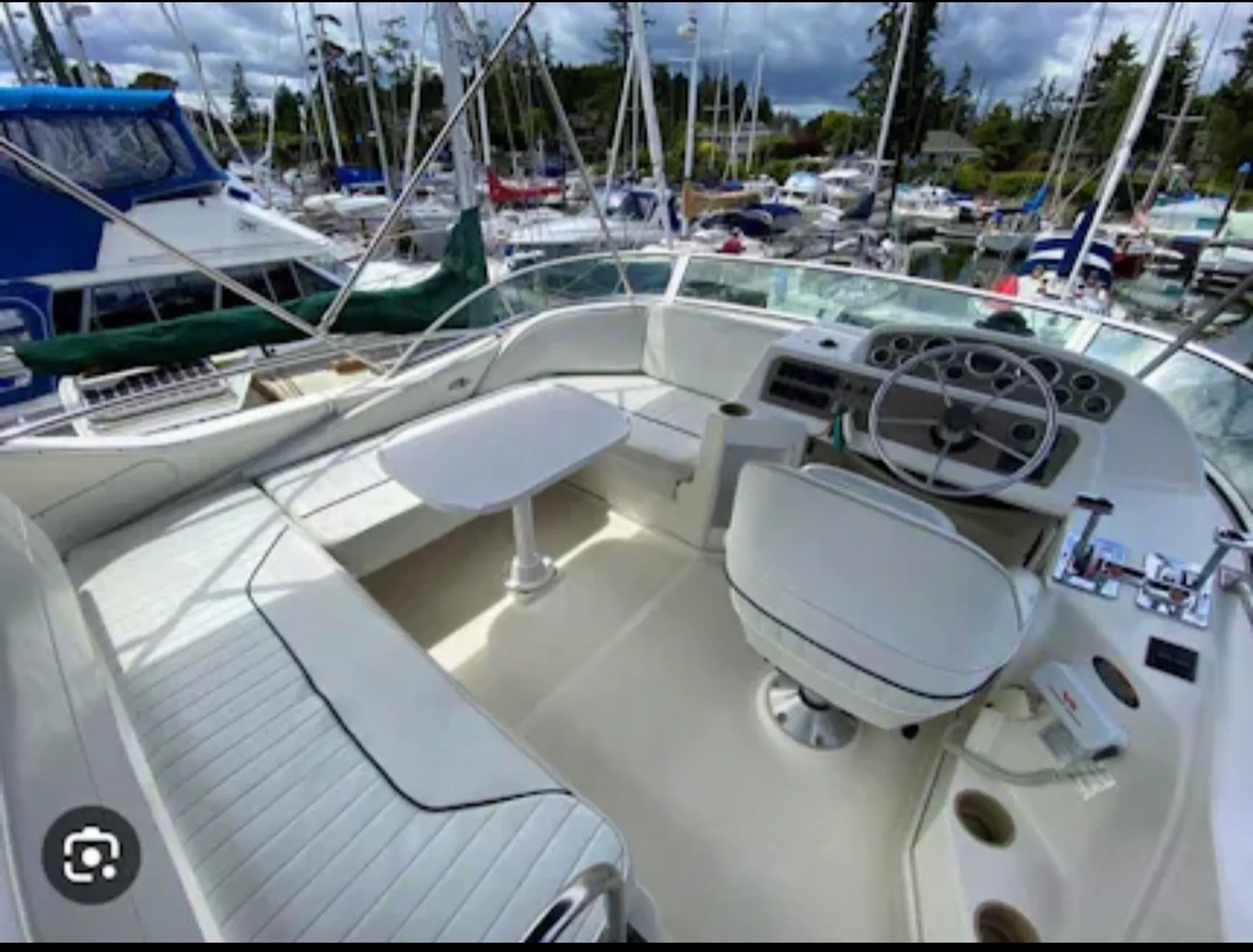 Bayliner 1850 Capri SE BR  in Marina del Rey, CA — photo 4