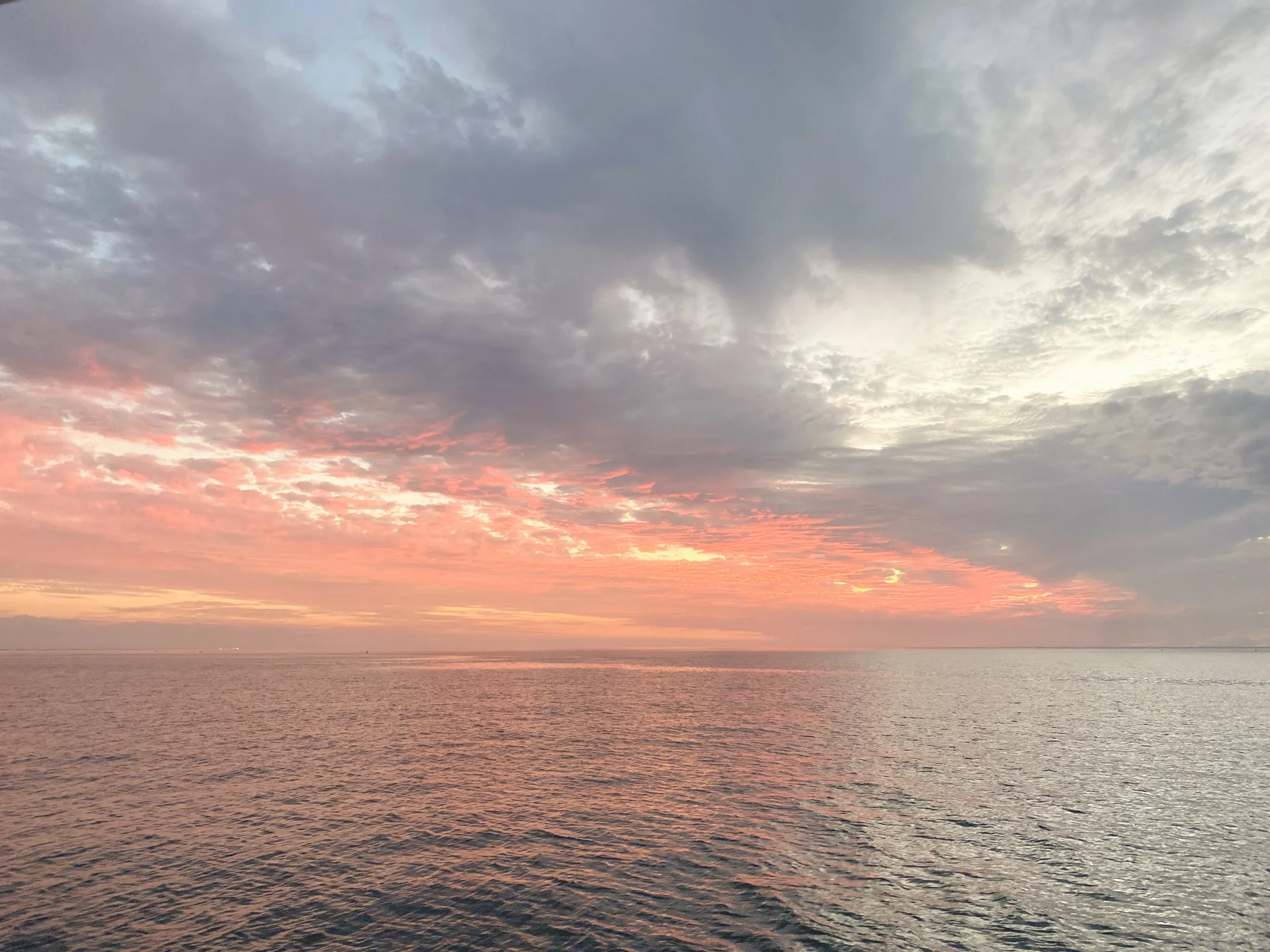 Luxurious Leopard 40 Catamaran with Water Toys/Paddle Boards Included