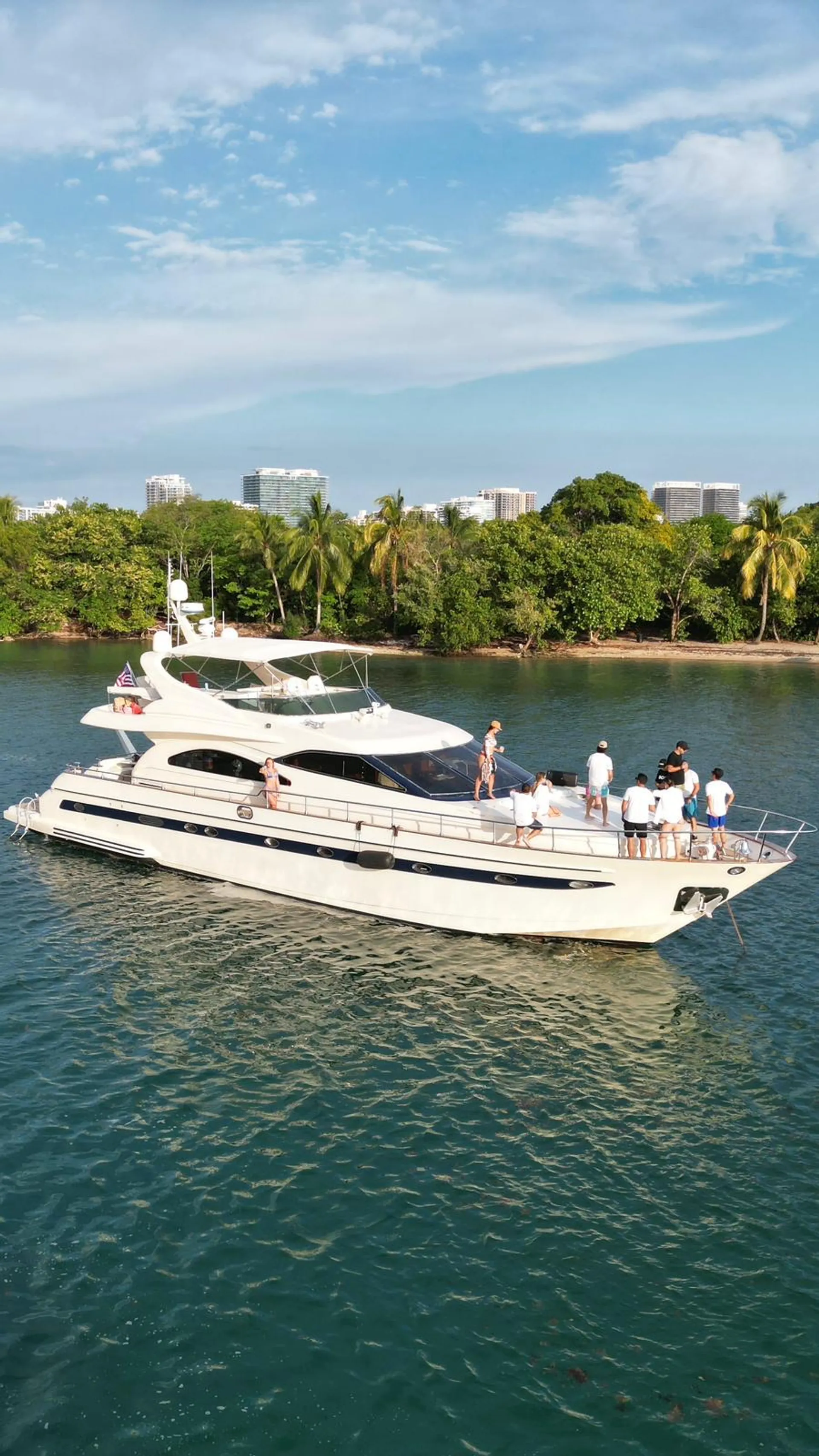 Galeon 470 Sky in Miami Beach, FL — photo 5
