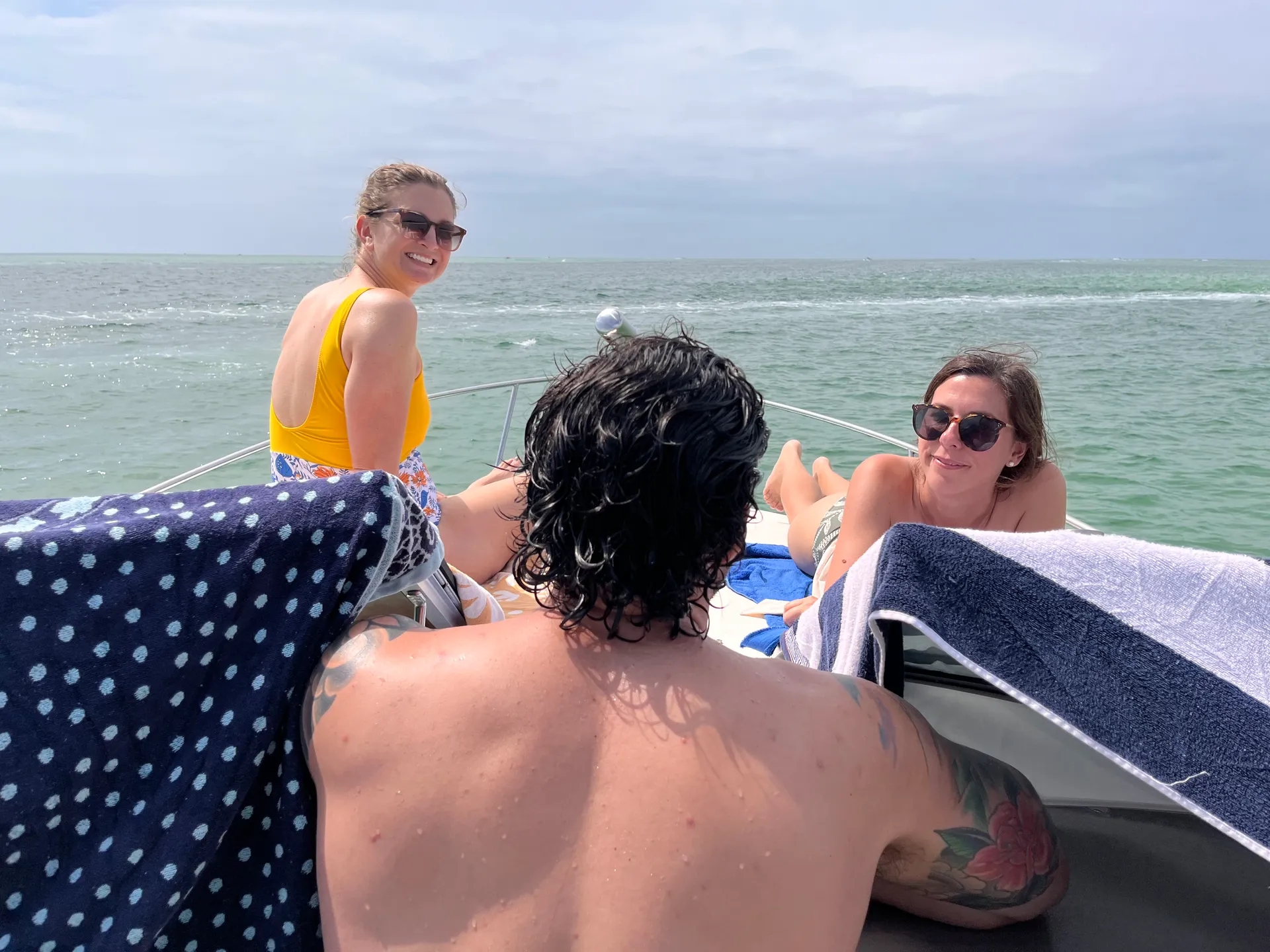 Rinker Boats 270 Express Cruiser in Tampa, FL — photo 7