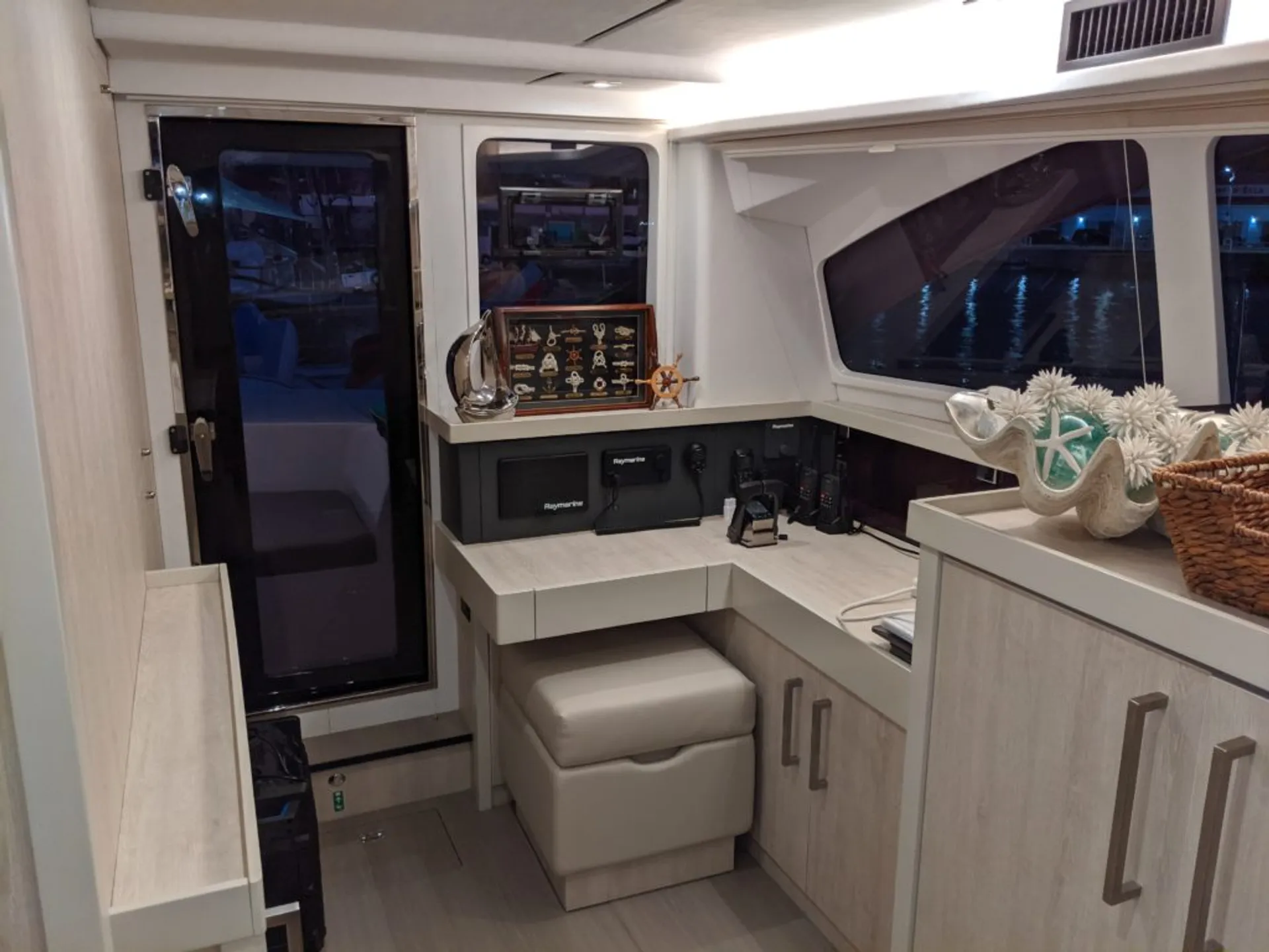58 leopard super luxury catamaran new 