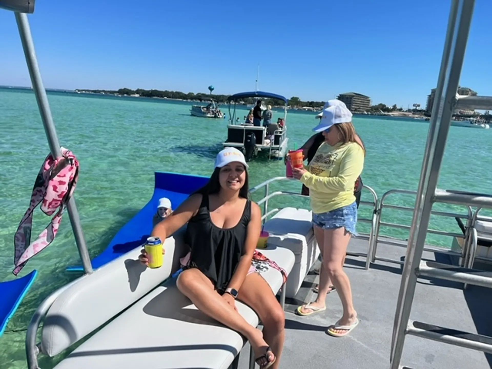 30’ X 10’ Double Decker Tritoon! Crab Island/Destin