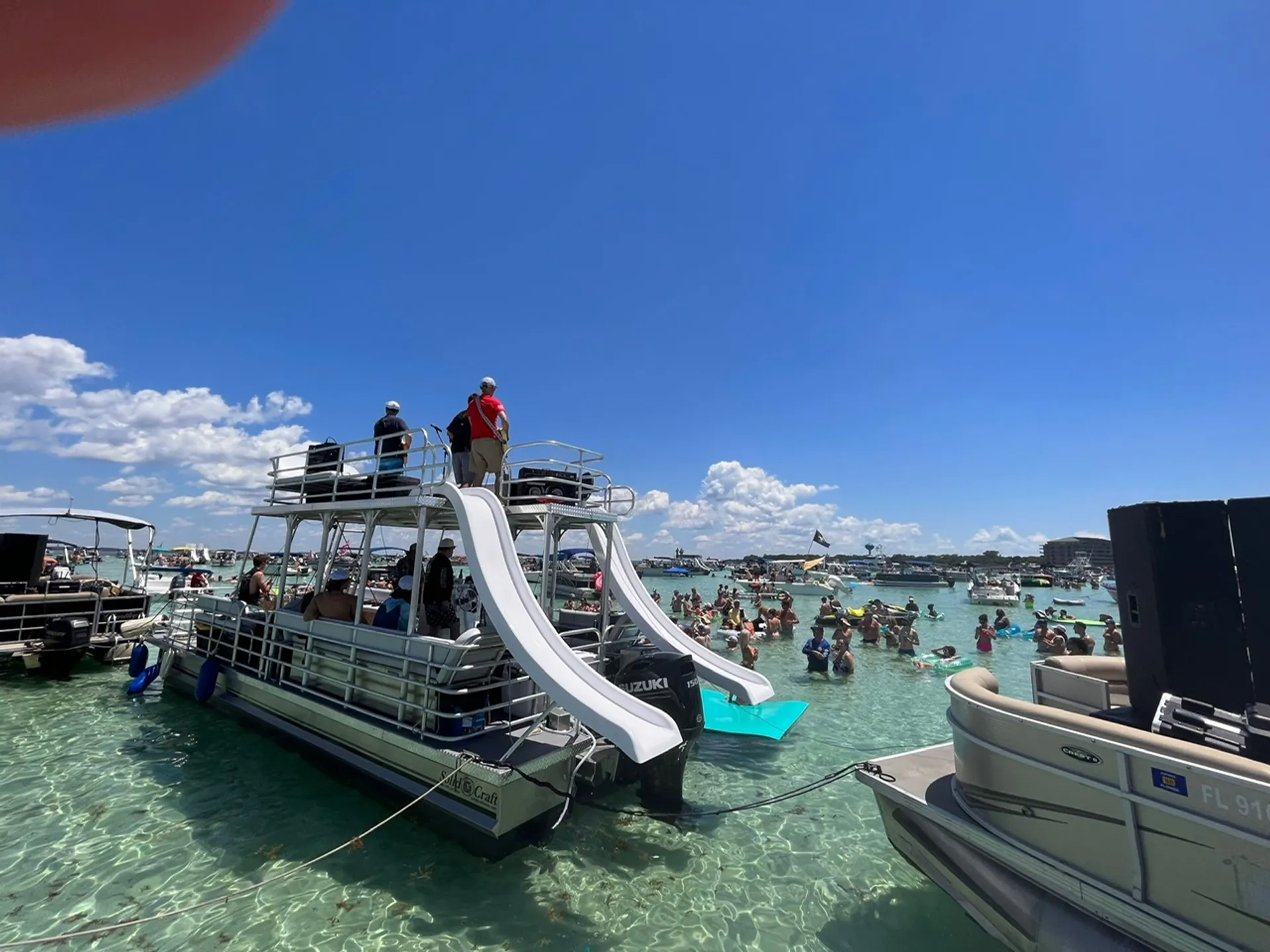 30’ X 10’ Double Decker Tritoon! Crab Island/Destin