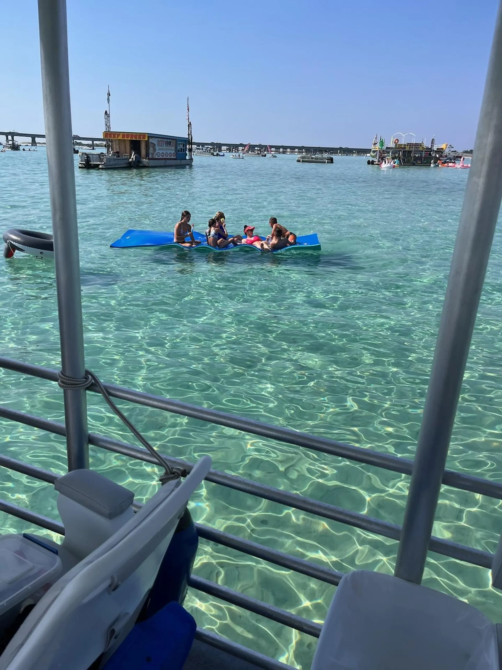 30’ X 10’ Double Decker Tritoon! Crab Island/Destin