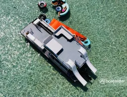 30’ X 10’ Double Decker Tritoon! Crab Island/Destin