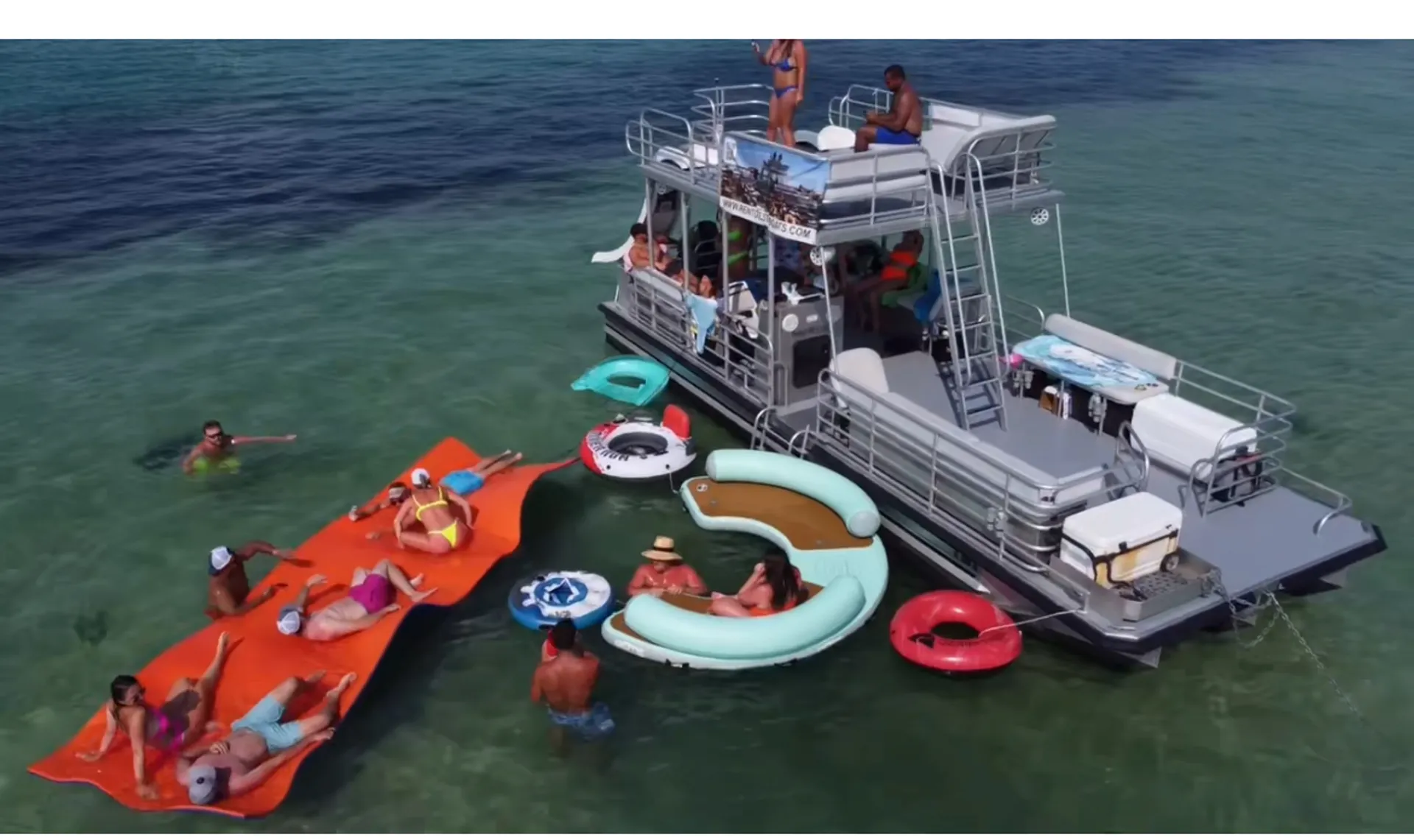 30’ X 10’ Double Decker Tritoon! Crab Island/Destin