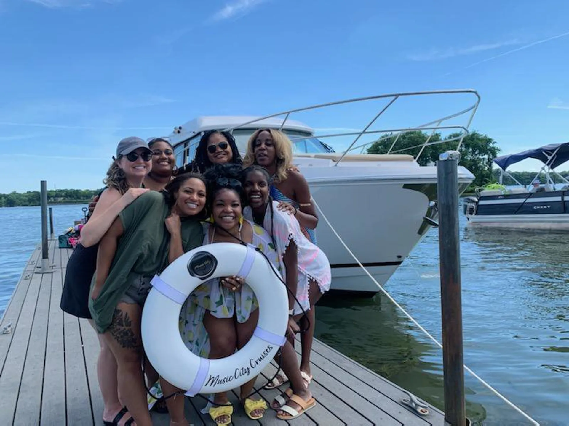 2019 Regal 42 Grande Coupe Luxury Yacht