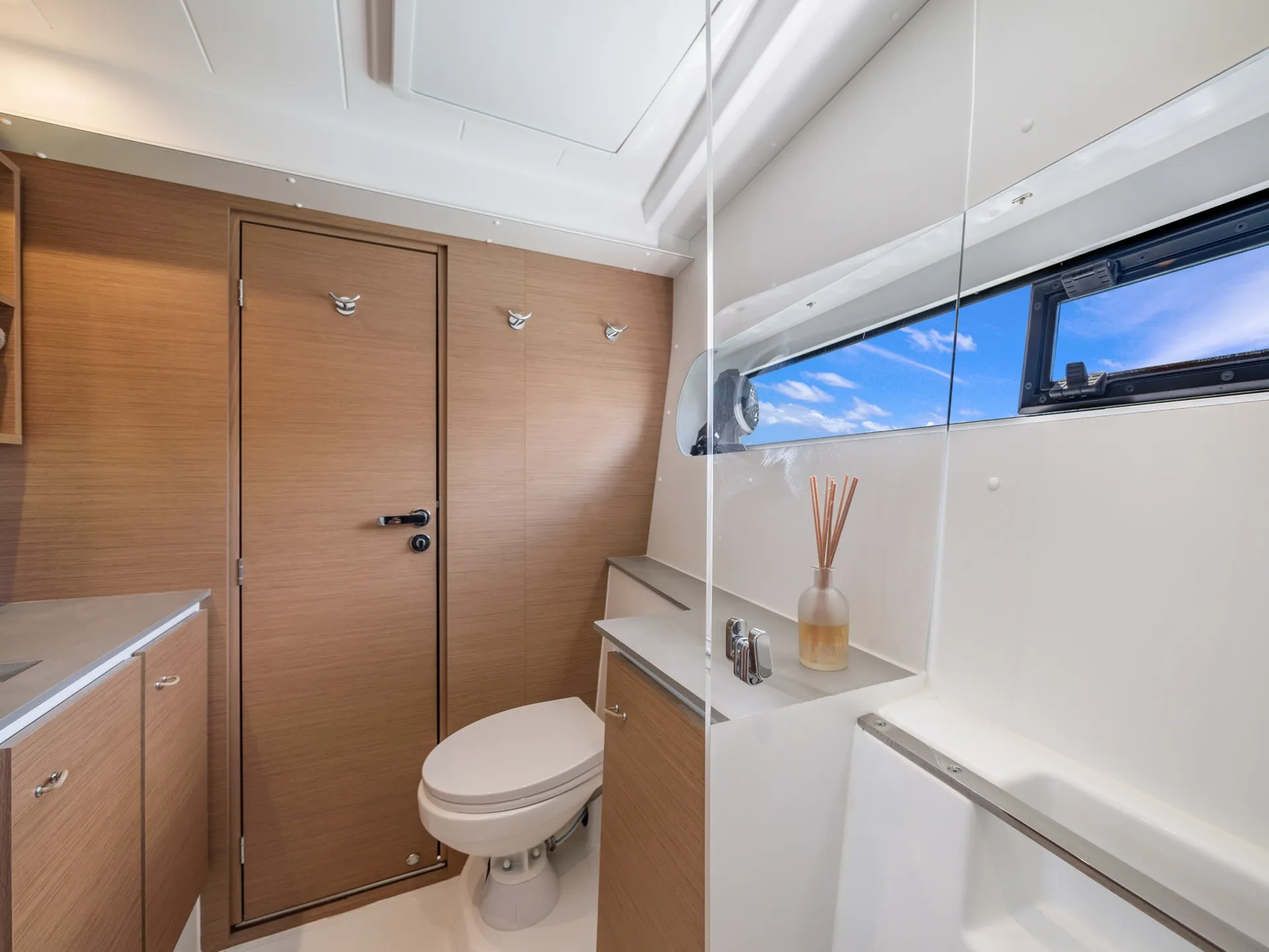 Private / Luxury / Ohana Style 2022 40ft. Sailing Catamaran