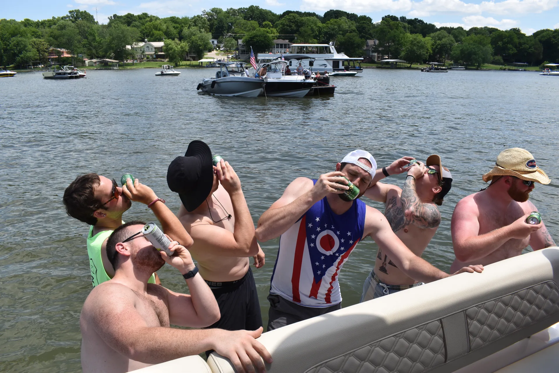 2019 Regal 42 Grande Coupe Luxury Yacht