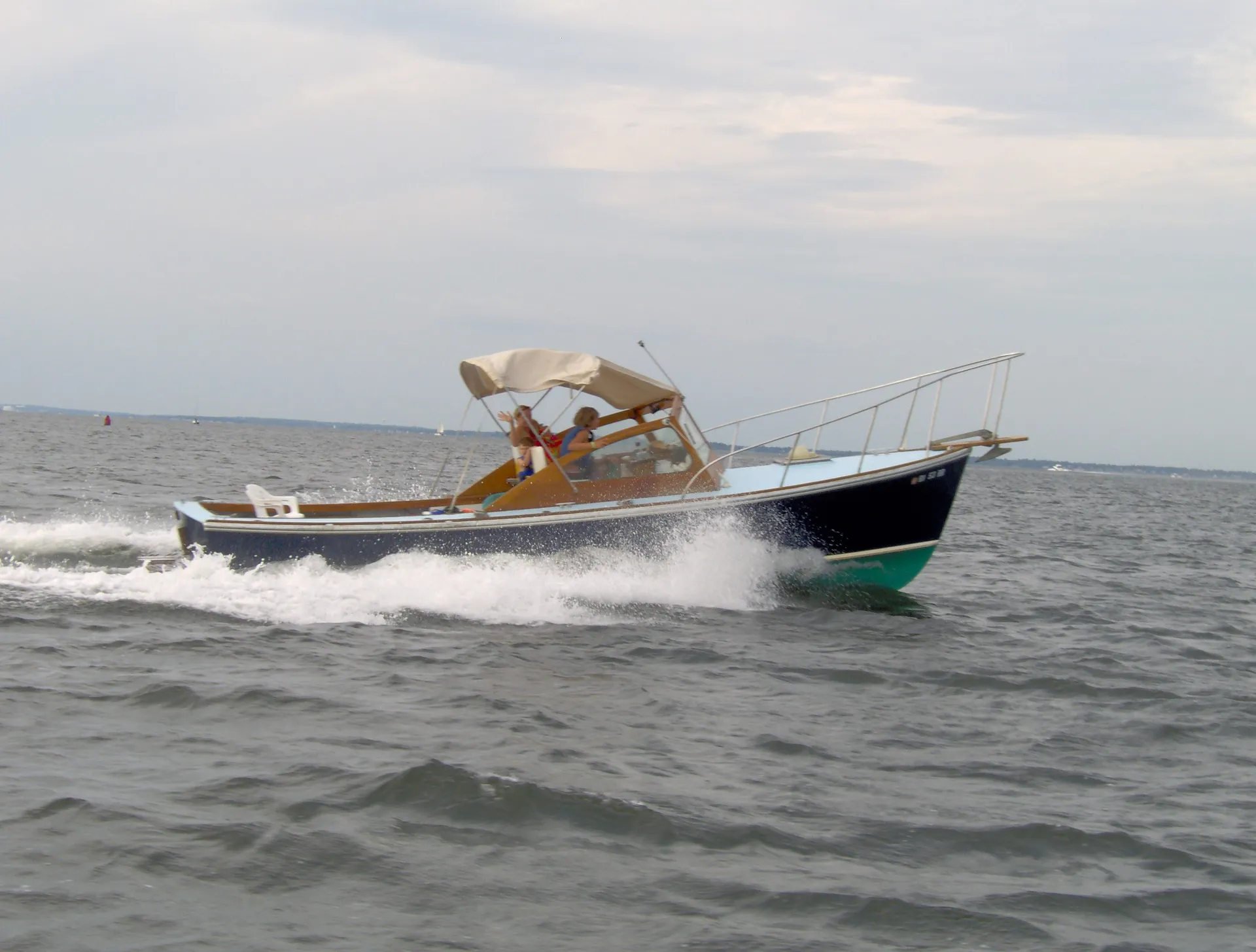Spend the Day on Buzzards Bay aboard Petrel, a Dyer 29, 6 passengers
