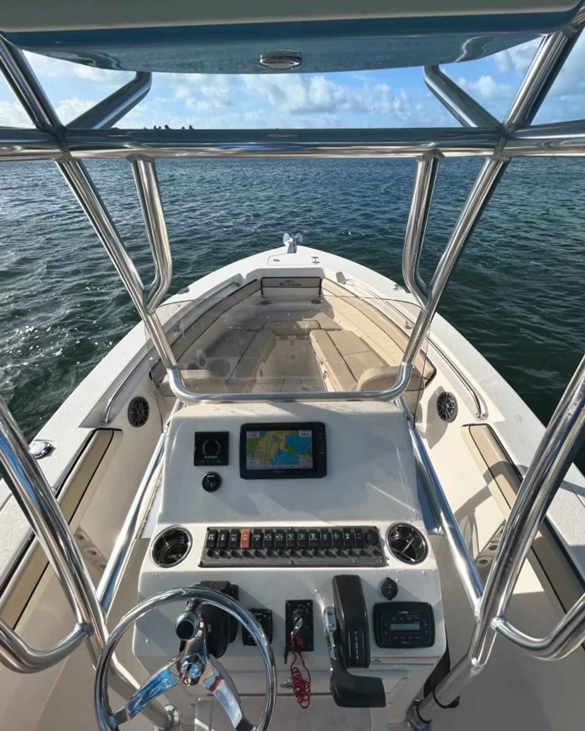 22ft Sea Chaser 22 HFC - Fish, Snorkel, Cruise