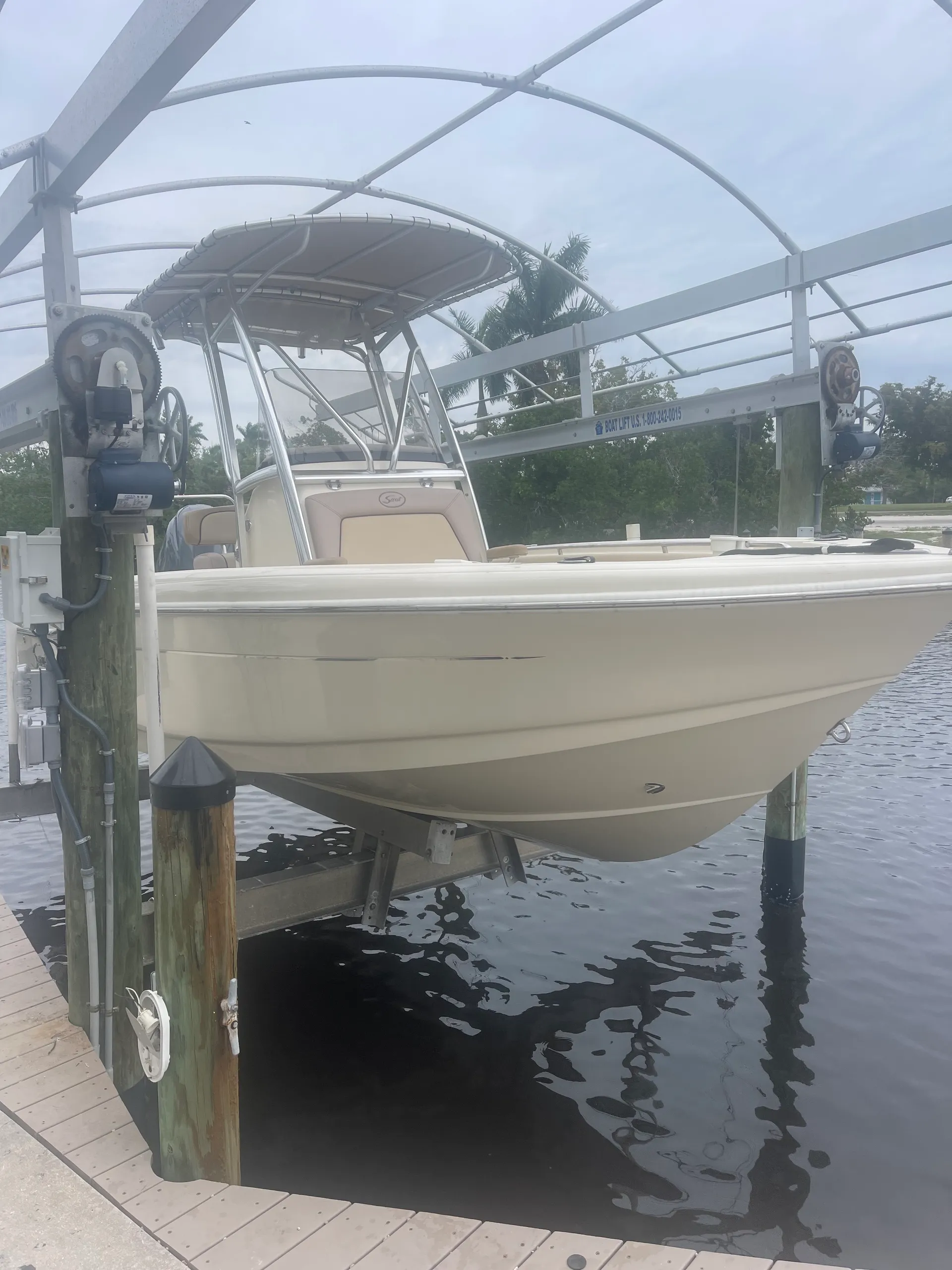 2016 Scout XSF w/150 Yamaha in the heart of Matlacha and Pine Island