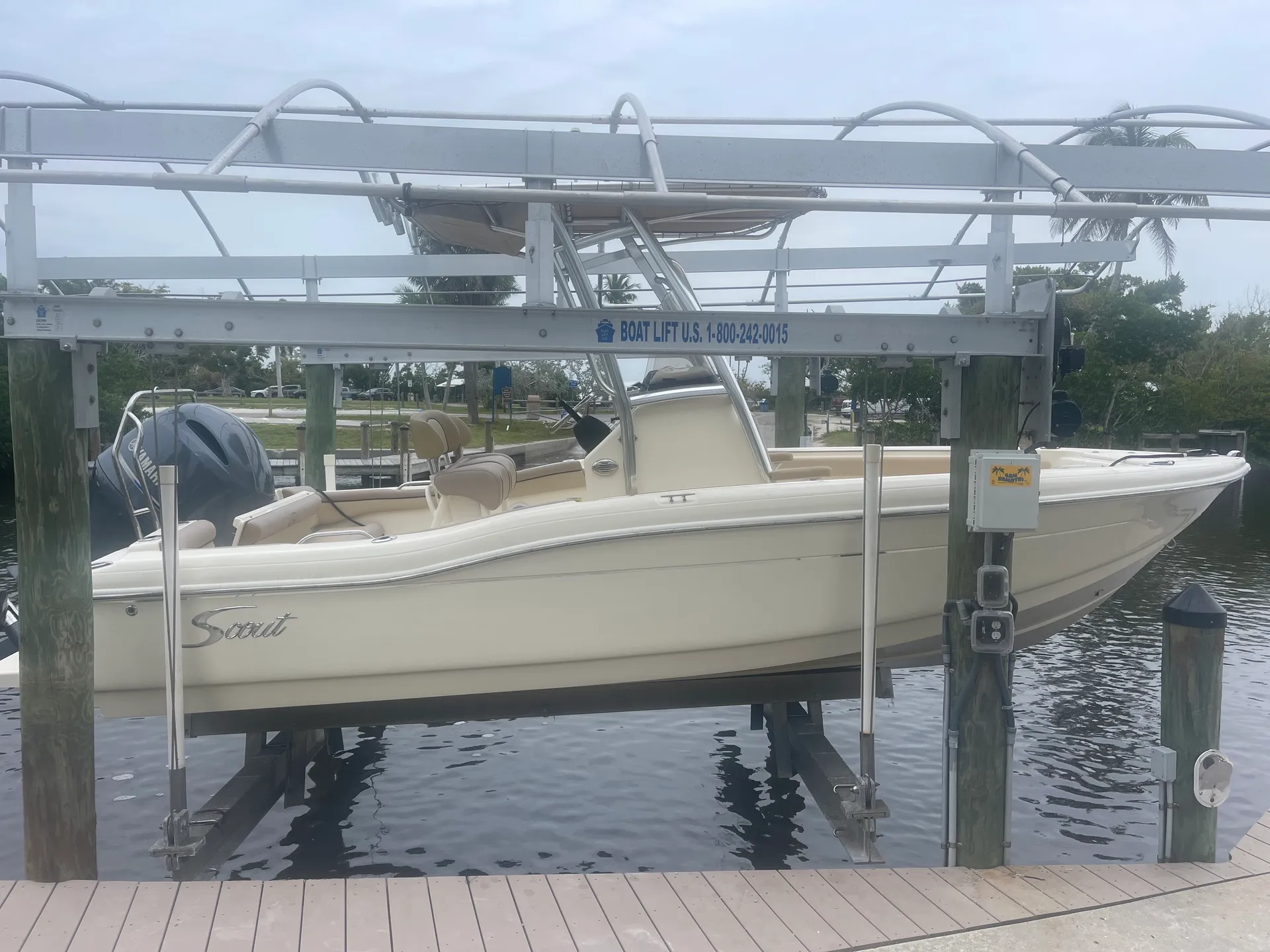 2016 Scout XSF w/150 Yamaha in the heart of Matlacha and Pine Island