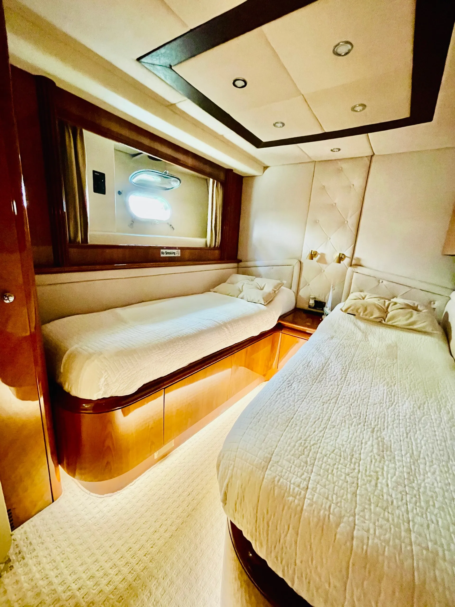 Azimut 85' Flybridge in Miami, FL — photo 9