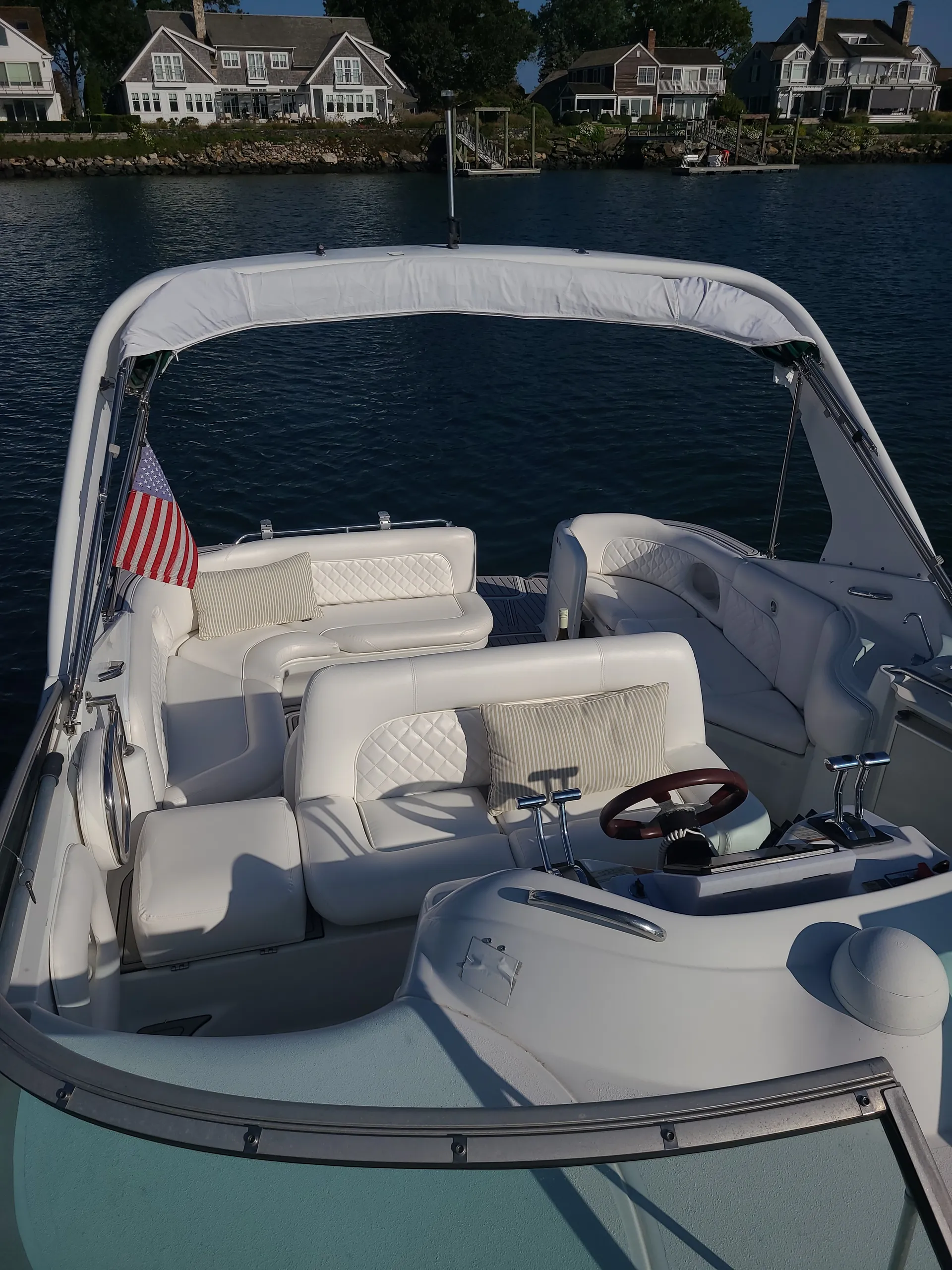 Luxury Cruising - Lets go boating in Norwalk, Rowayton, Westport!