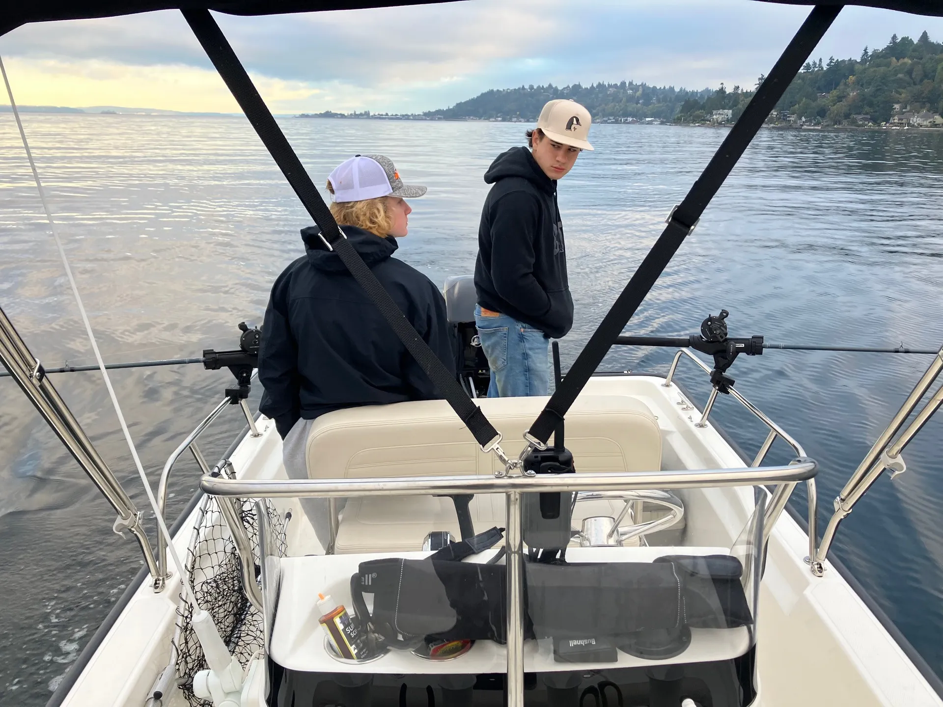 Boston Whaler Montauk in Issaquah, WA — photo 7