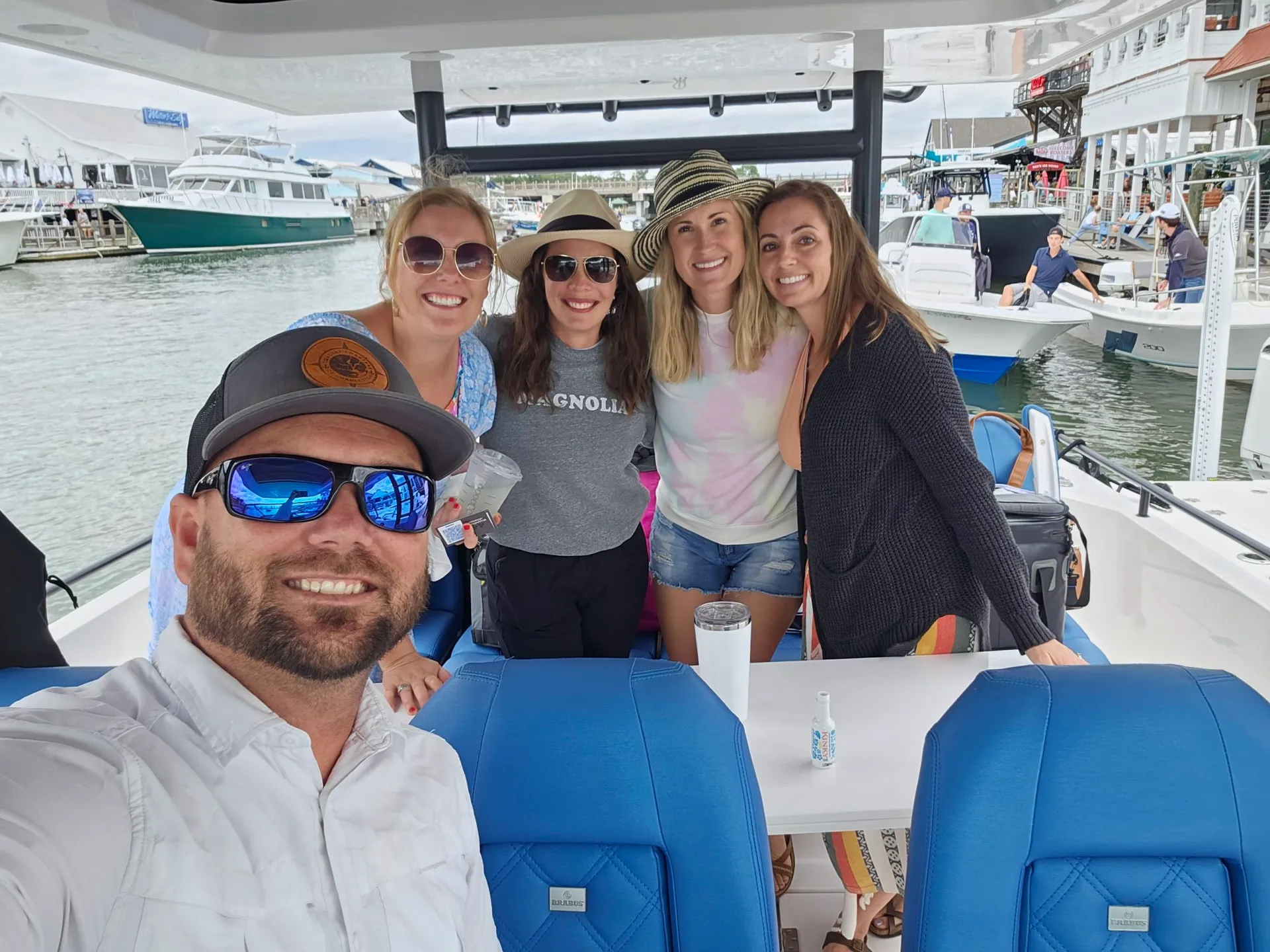 Luxury Axopar 37 Sun Top up to 13 guests! Restroom on board!