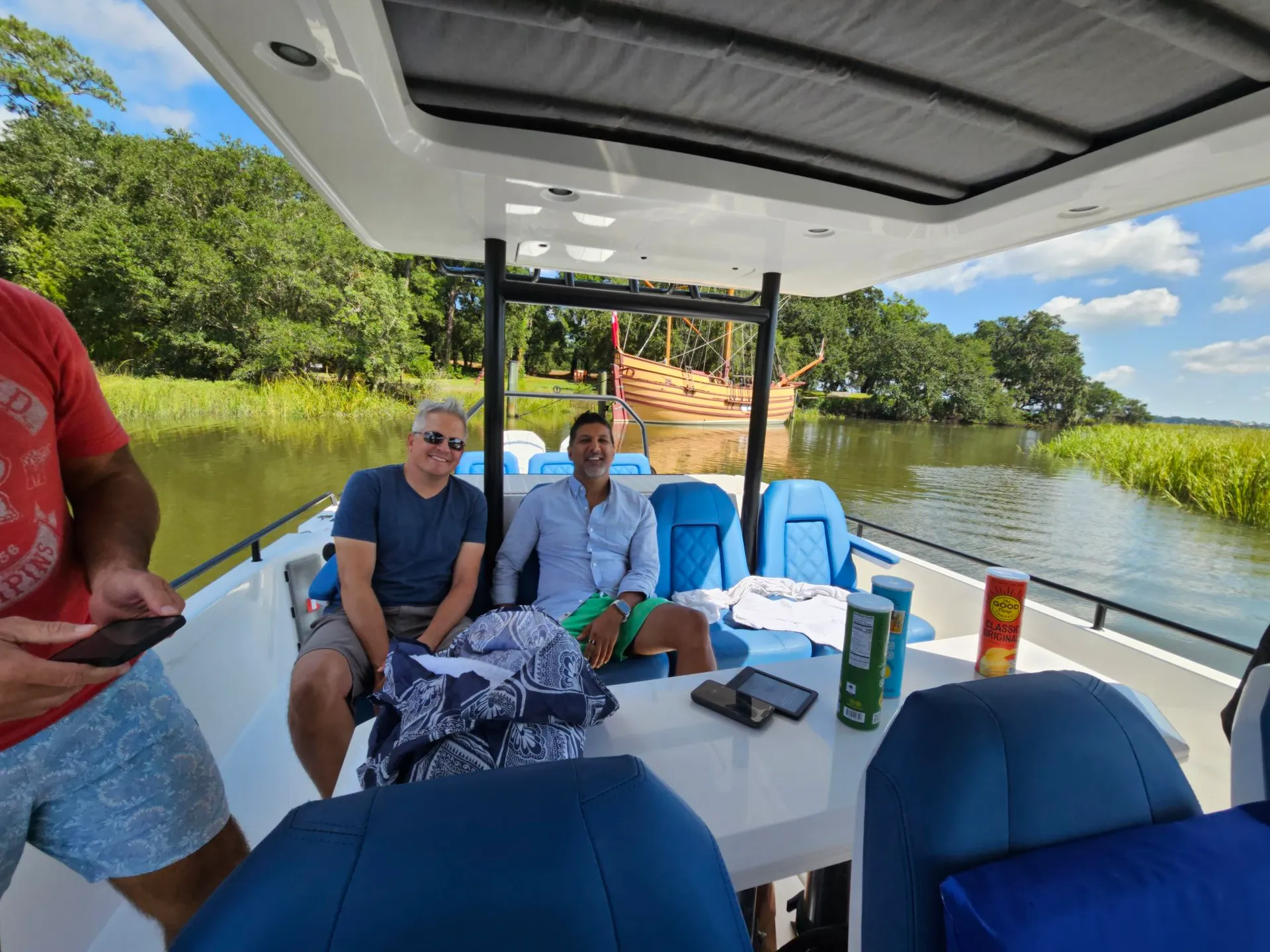 Luxury Axopar 37 Sun Top up to 13 guests! Restroom on board!