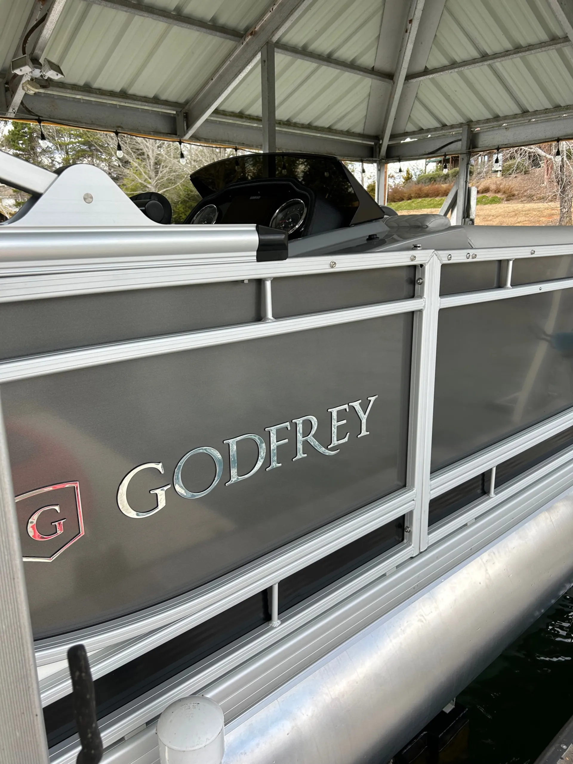 Godfrey Marine 235C in Six Mile, SC — photo 7