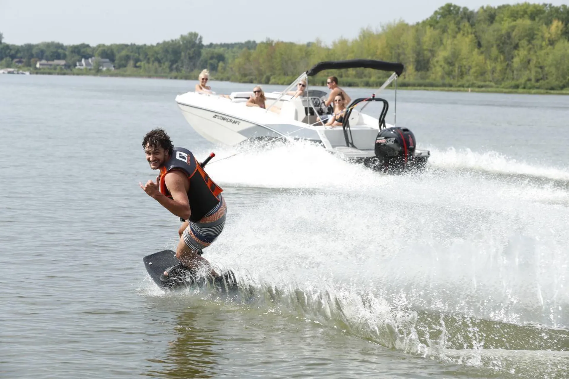 Starcraft 19 SVX Deck Boat - Cruise Lake Ray Hubbard in style! Cove