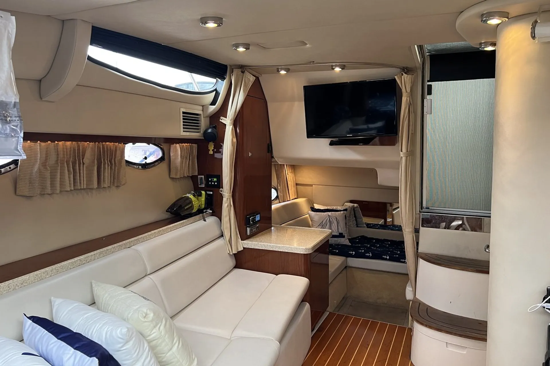 Regal 3360 in Stamford, CT — photo 3