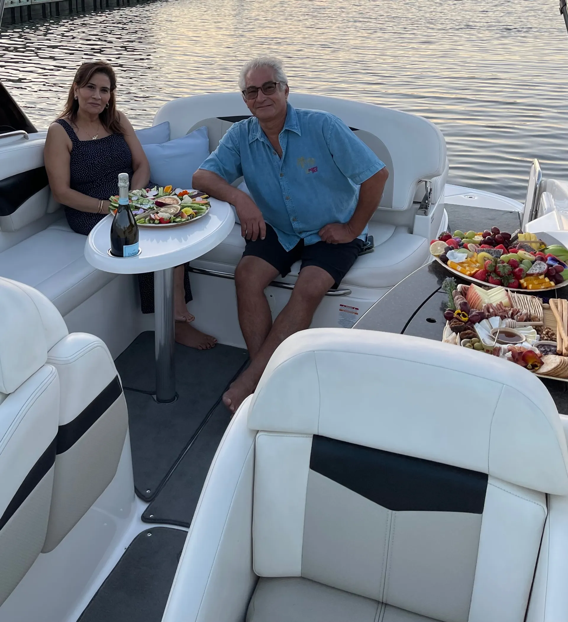 GET 1HR FREE! Eye Catching Chaparrel Ssx Yacht Certified⚓️Long Beach  