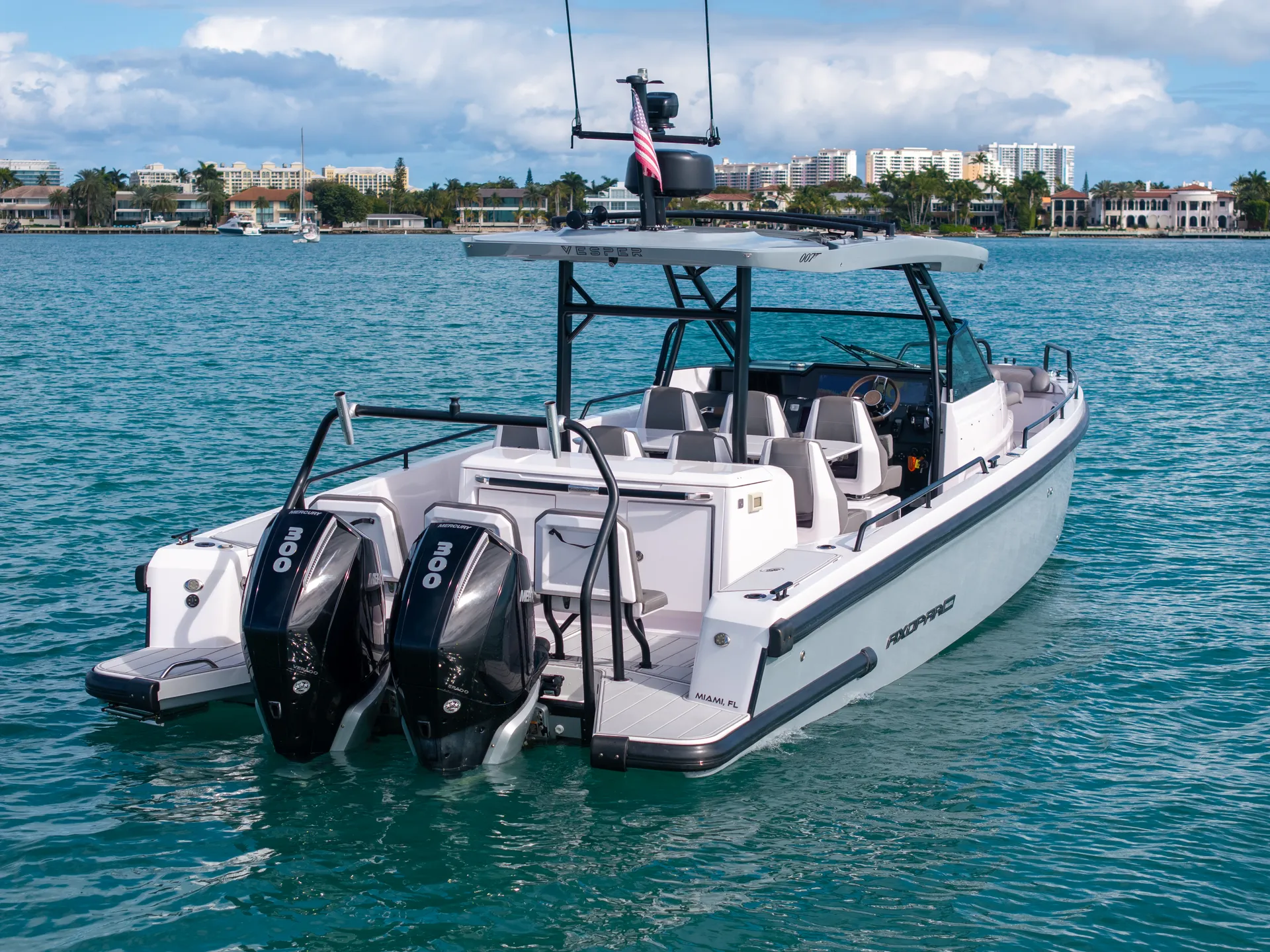 AXOPAR 37 Brabus – The Perfect Luxury Day Boat for Miami