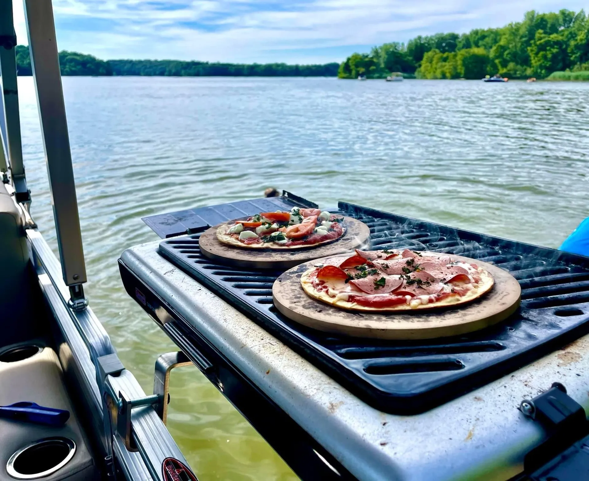 HARRIS FLOTEBOTE 220 CRUISER CX W/115ELPT 4-S in Harmony, IN — photo 4