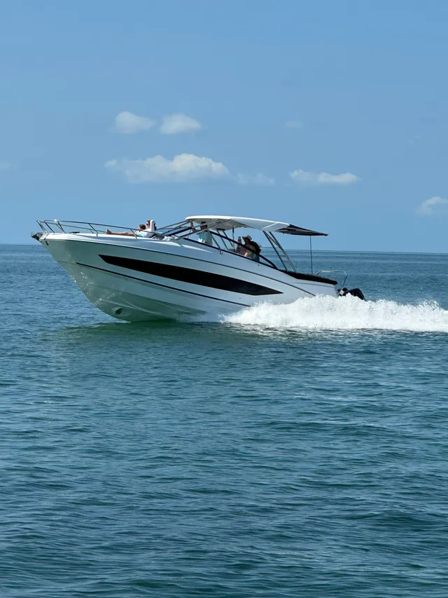 Rent a Beneteau USA motor yacht in Homestead, FL near me