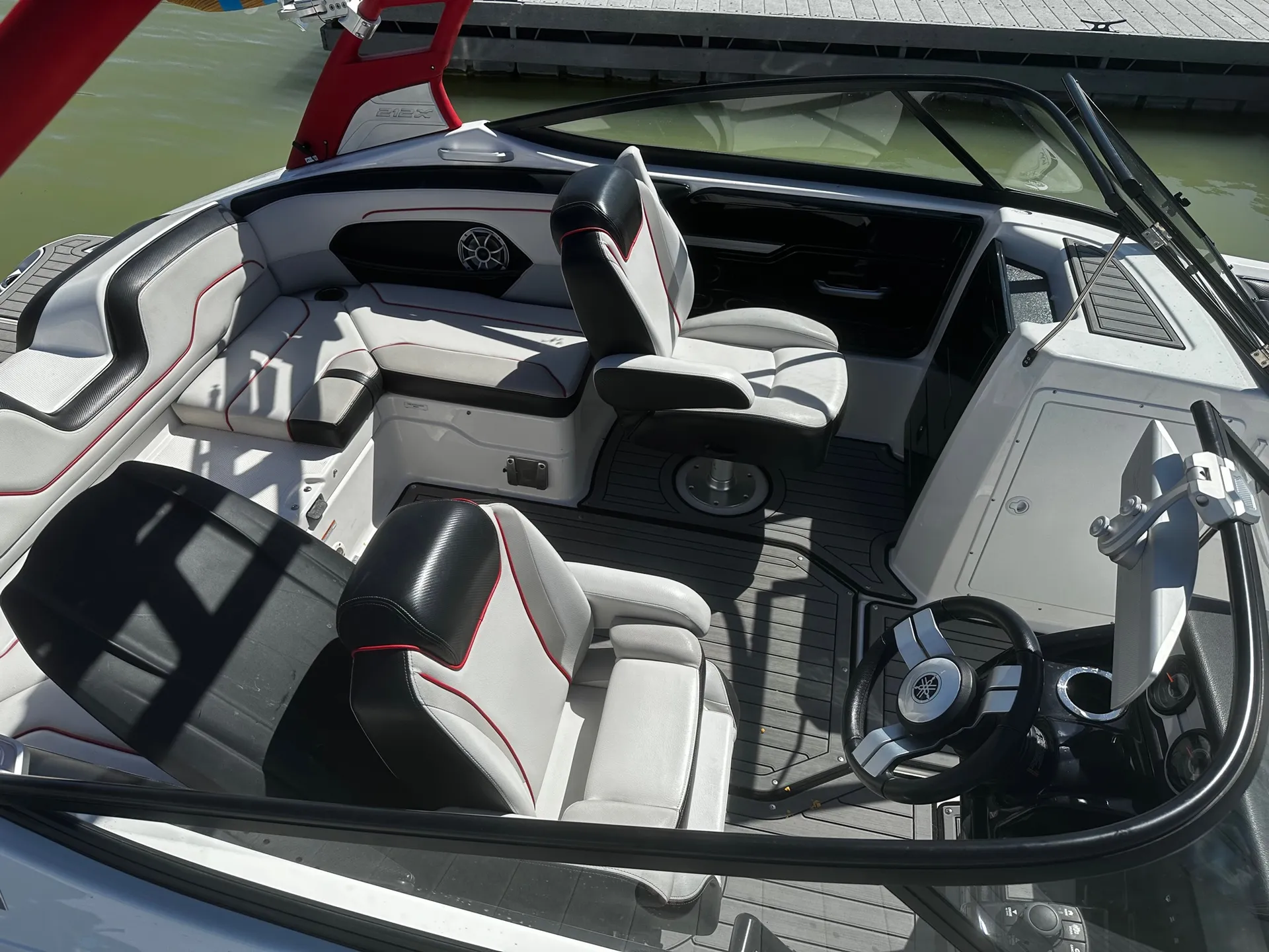 Fun and Easy 2018 Yamaha 212x (surf ready)