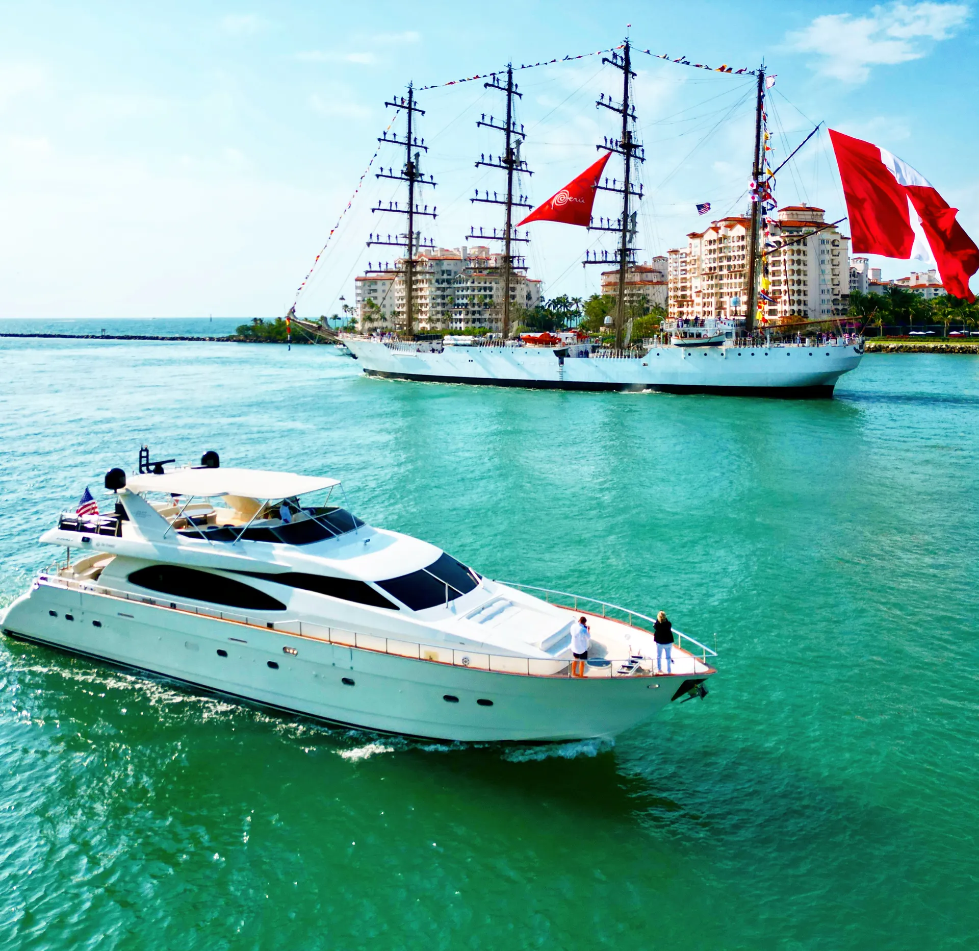 85' Luxury Ultimate Azimut , JACUZZI INCLUDED