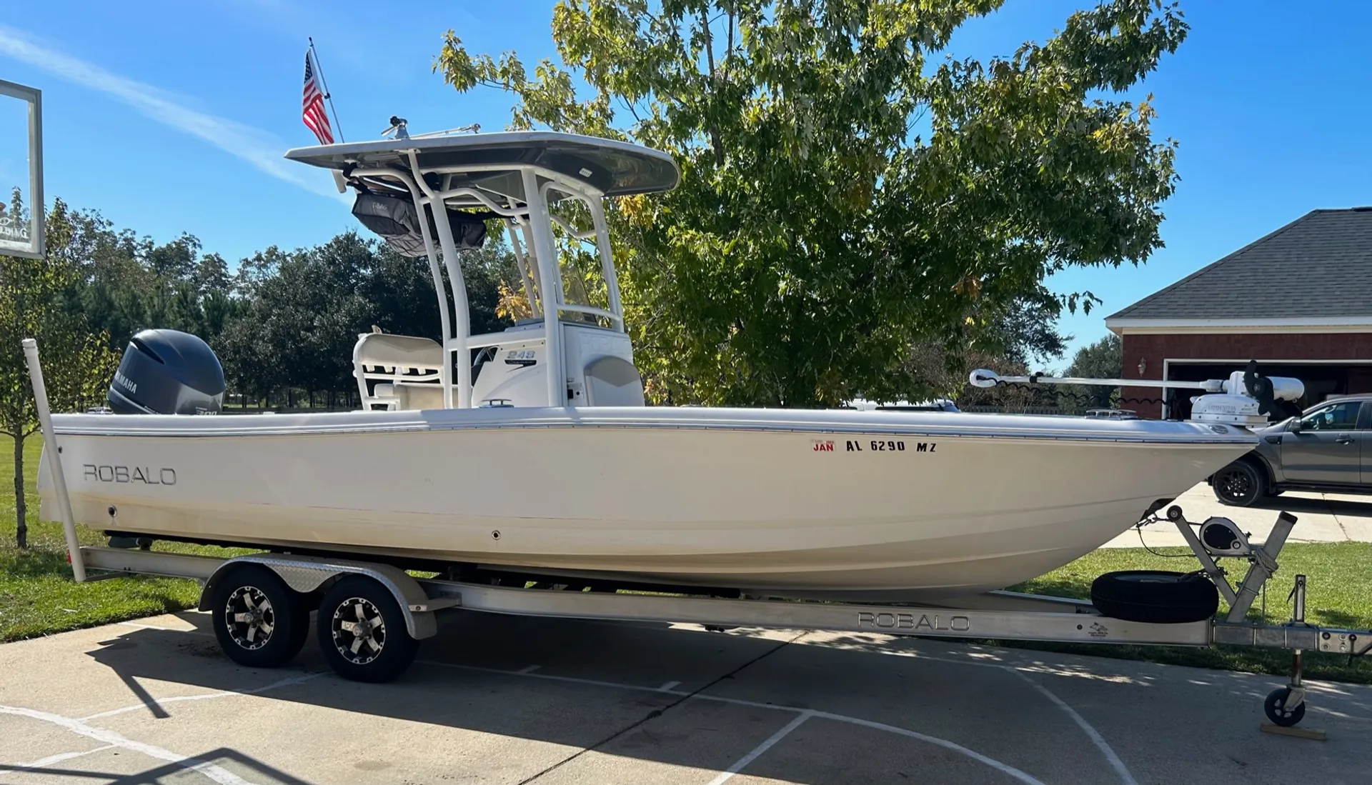 ROBALO 246 CAYMAN W/F200XB W/TRLR in Fairhope, AL — photo 3